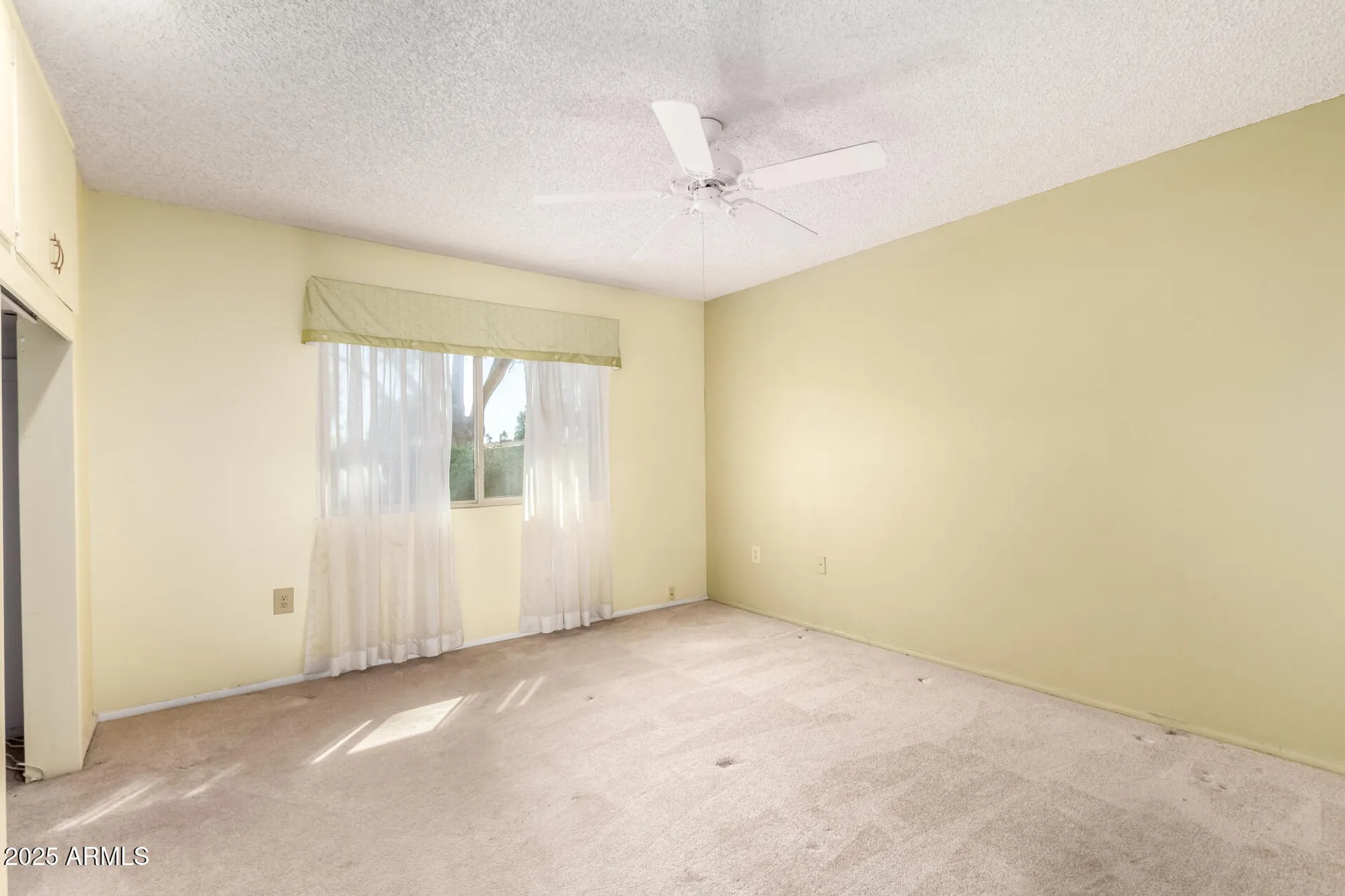 Property Slideshow image 26 of 37 | 10012 w bolivar dr, Sun City, AZ, 85351