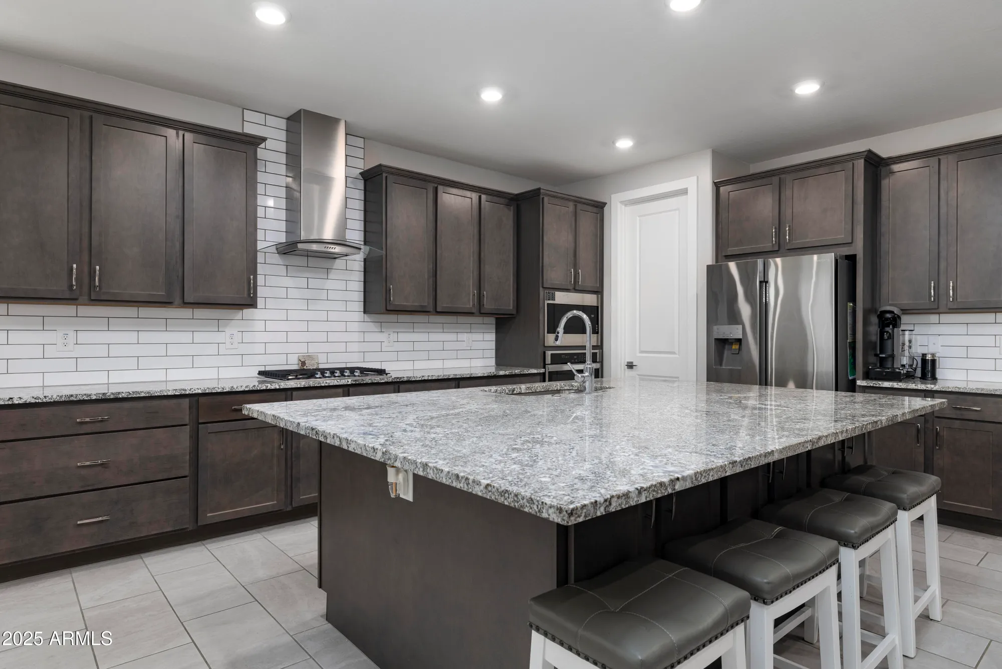 Property Slideshow image 11 of 38 | 18493 w hiddenview dr, Goodyear, AZ, 85338