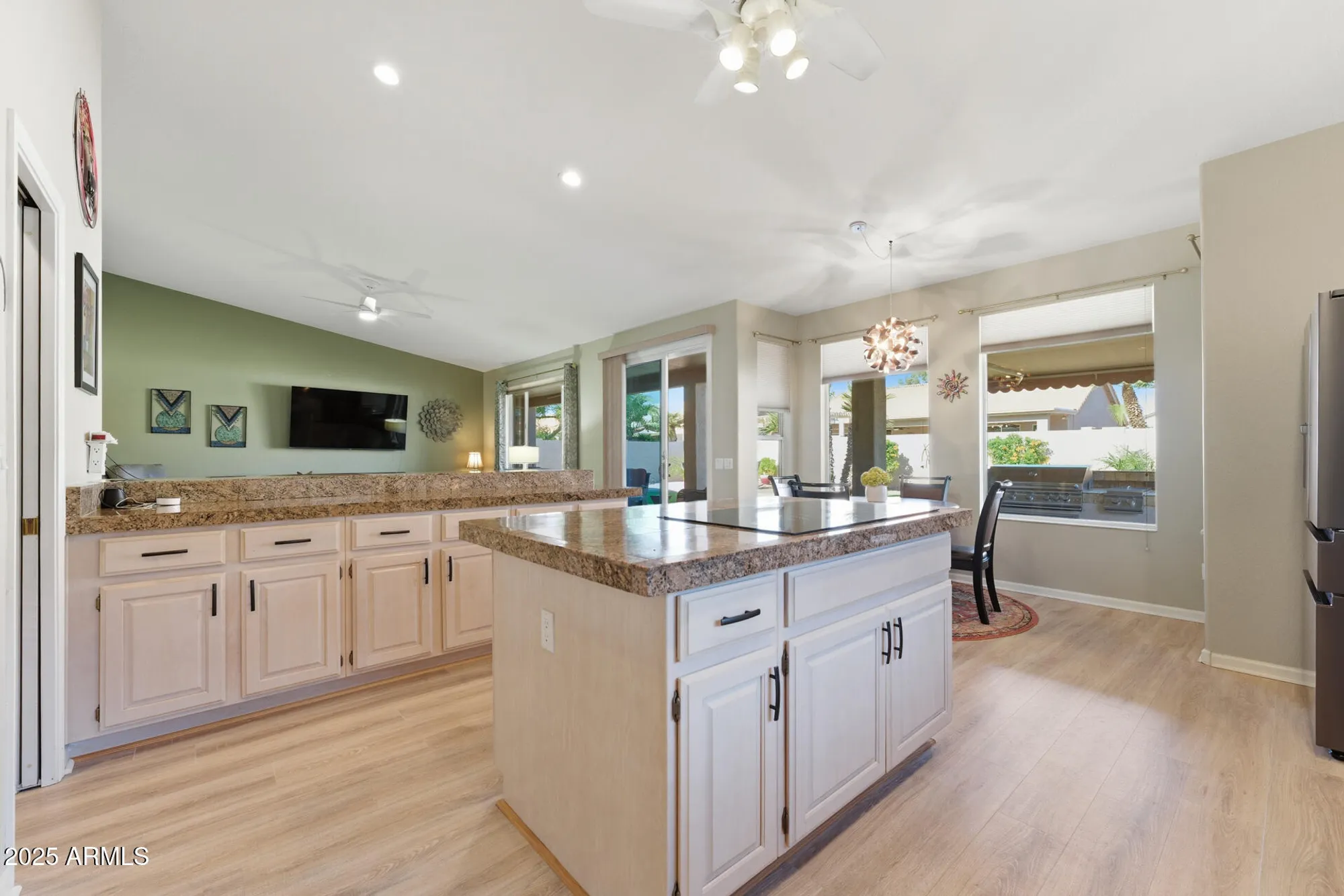 Property Slideshow image 12 of 53 | 9230 e diamond dr, Sun Lakes, AZ, 85248