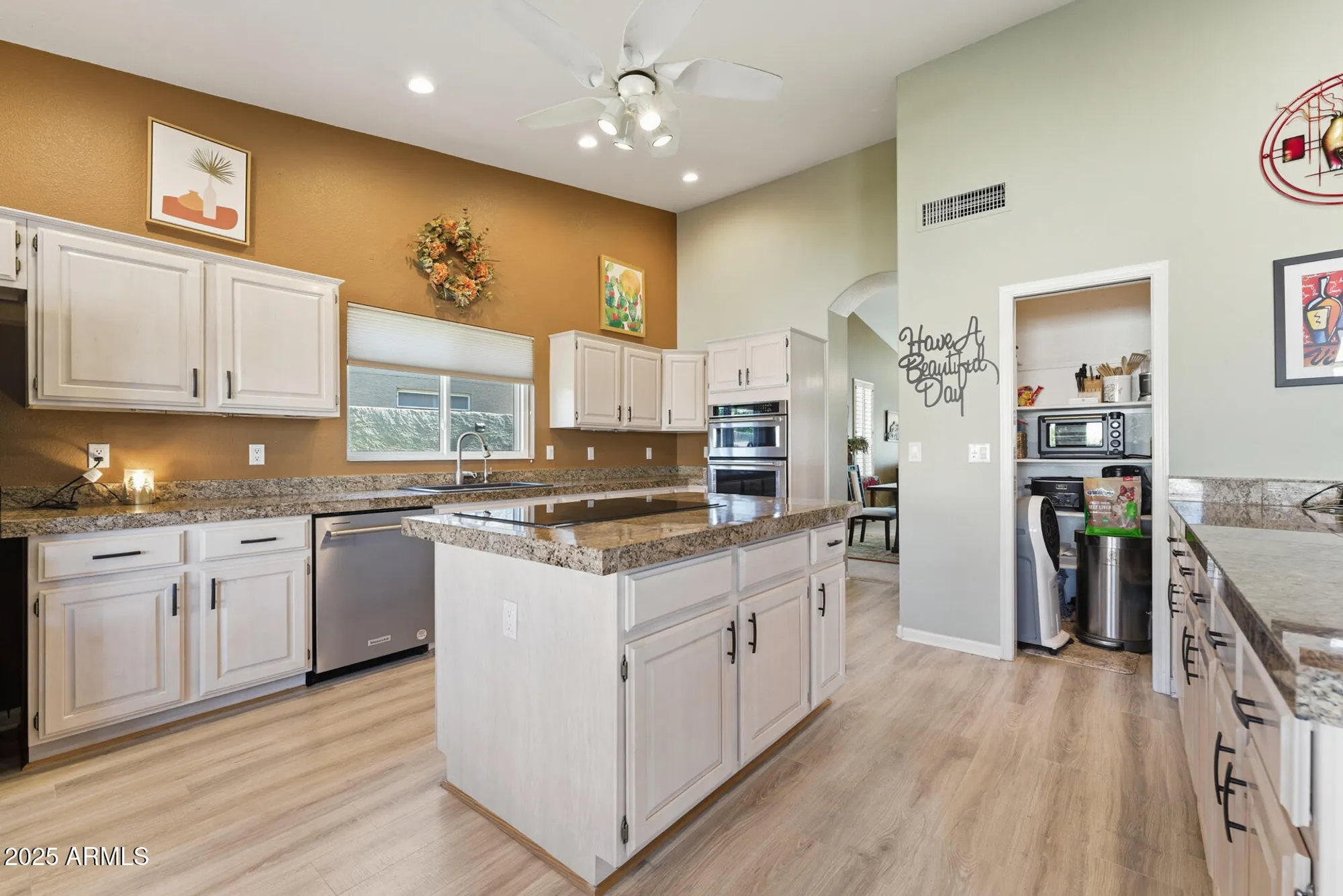 Property Slideshow image 10 of 53 | 9230 e diamond dr, Sun Lakes, AZ, 85248