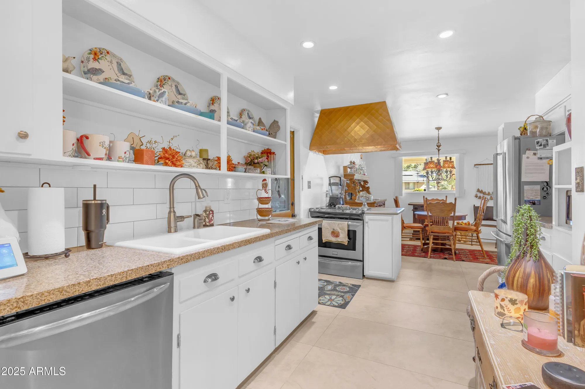 Property Slideshow image 5 of 45 | 5480 e akron st, Mesa, AZ, 85205