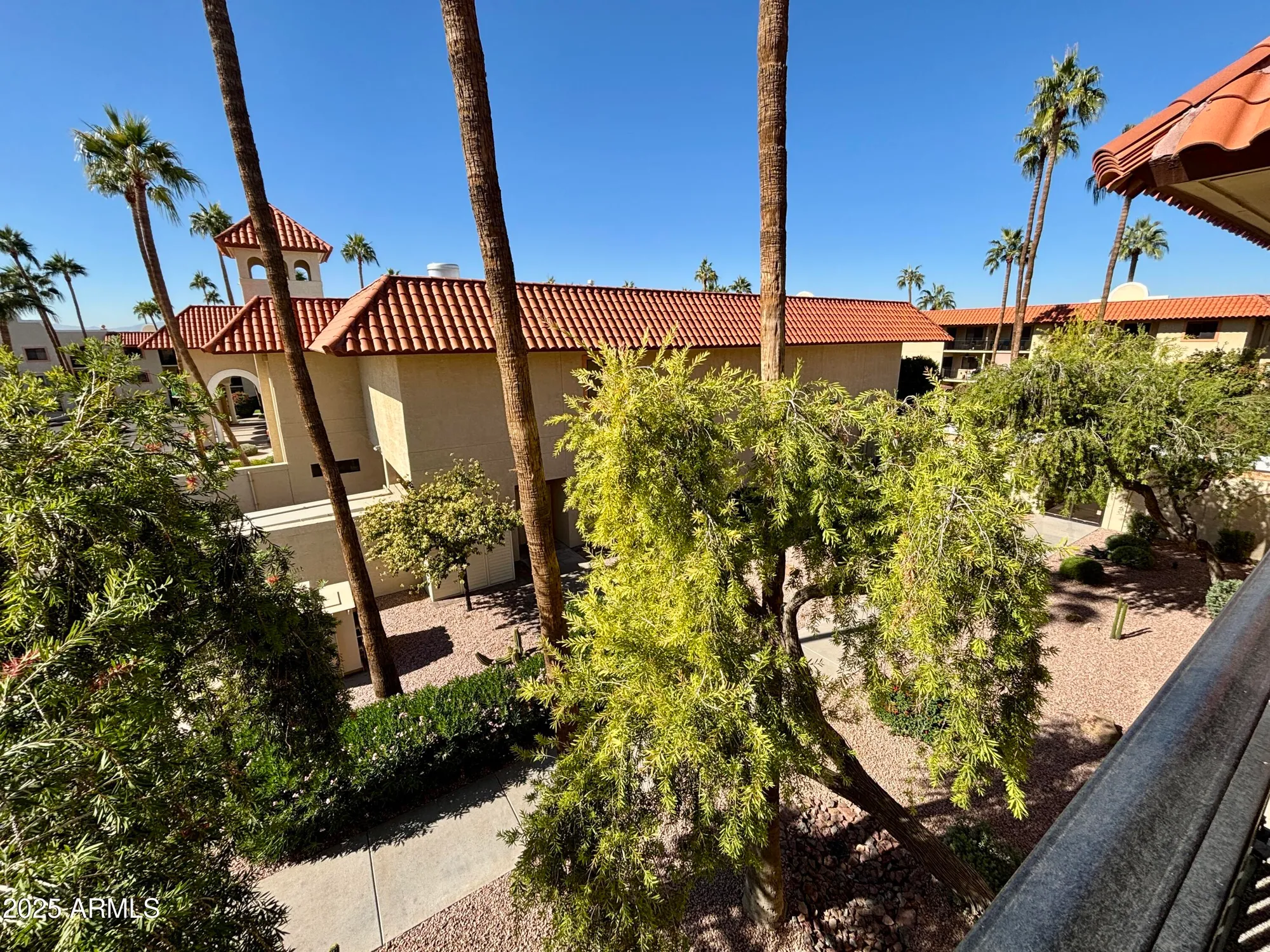 Property Slideshow image 11 of 23 | 10330 w thunderbird blvd apt c326, Sun City, AZ, 85351