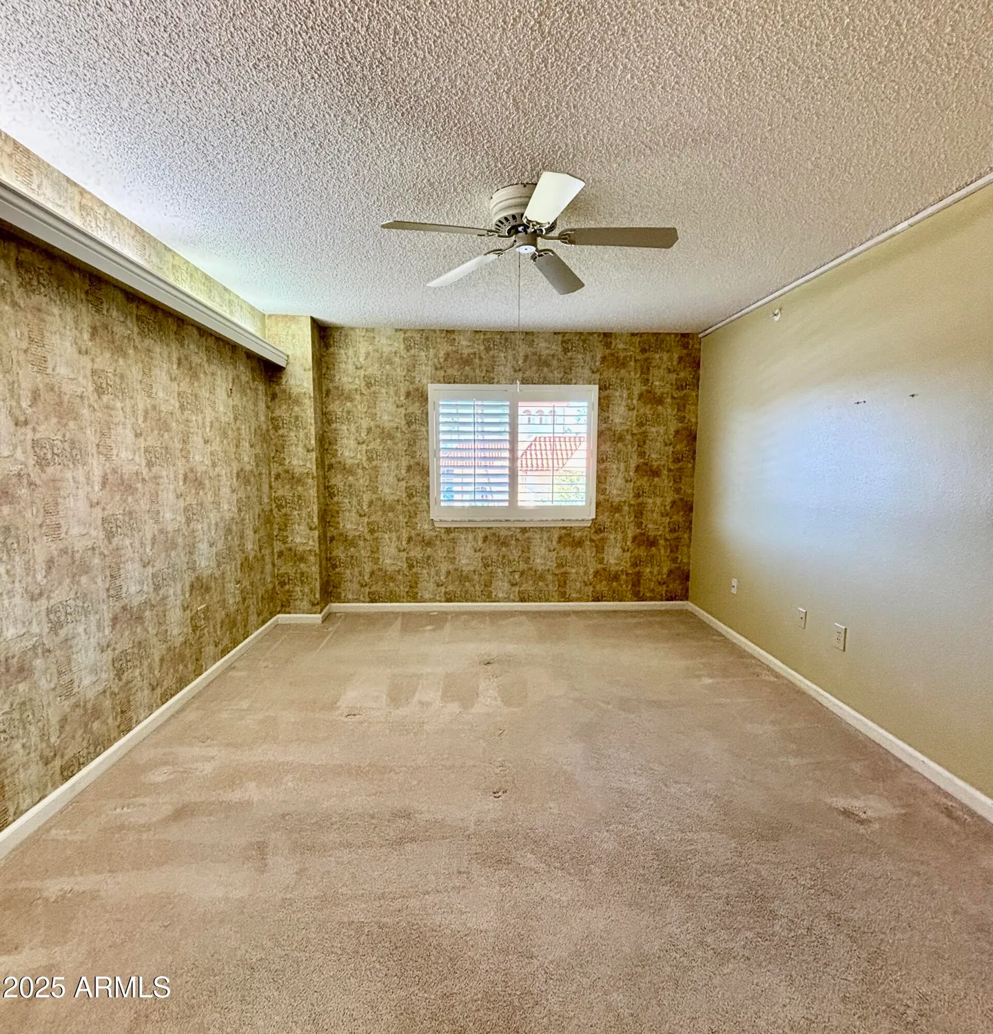 Property Slideshow image 18 of 23 | 10330 w thunderbird blvd apt c326, Sun City, AZ, 85351