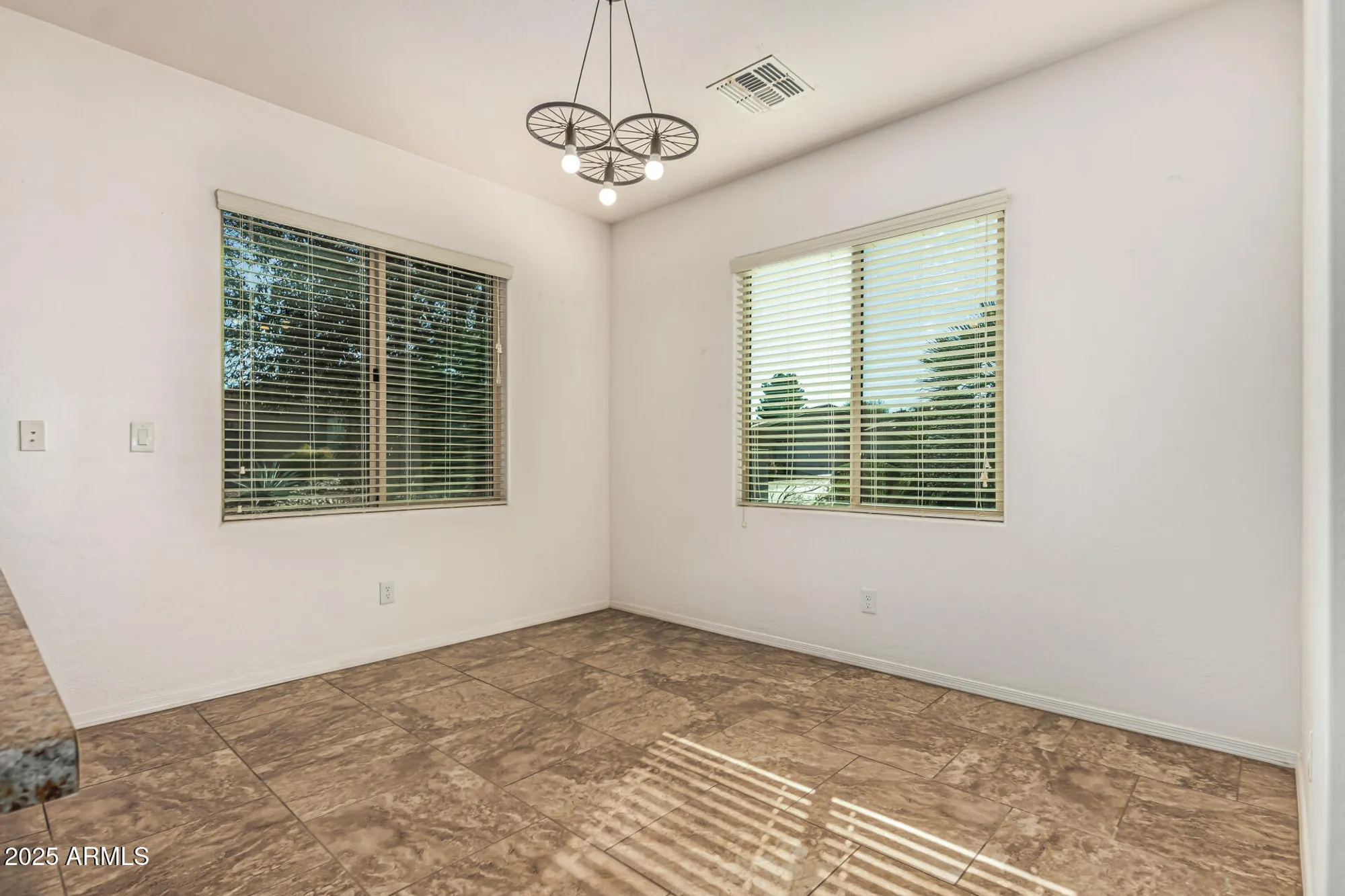 Property Slideshow image 10 of 50 | 20104 n geyser dr, Maricopa, AZ, 85138