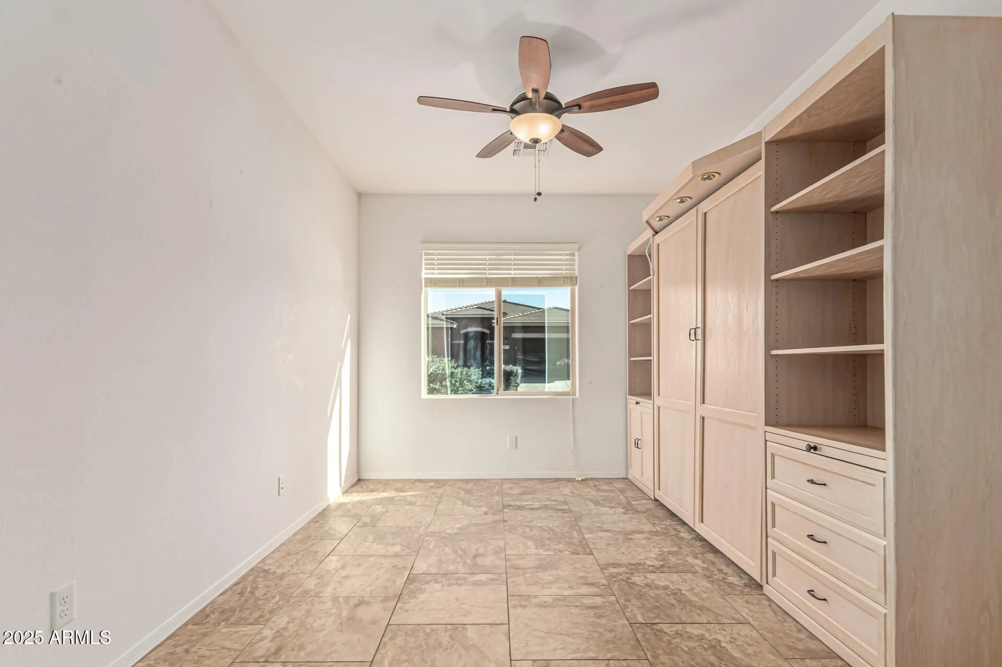 Property Slideshow image 23 of 50 | 20104 n geyser dr, Maricopa, AZ, 85138