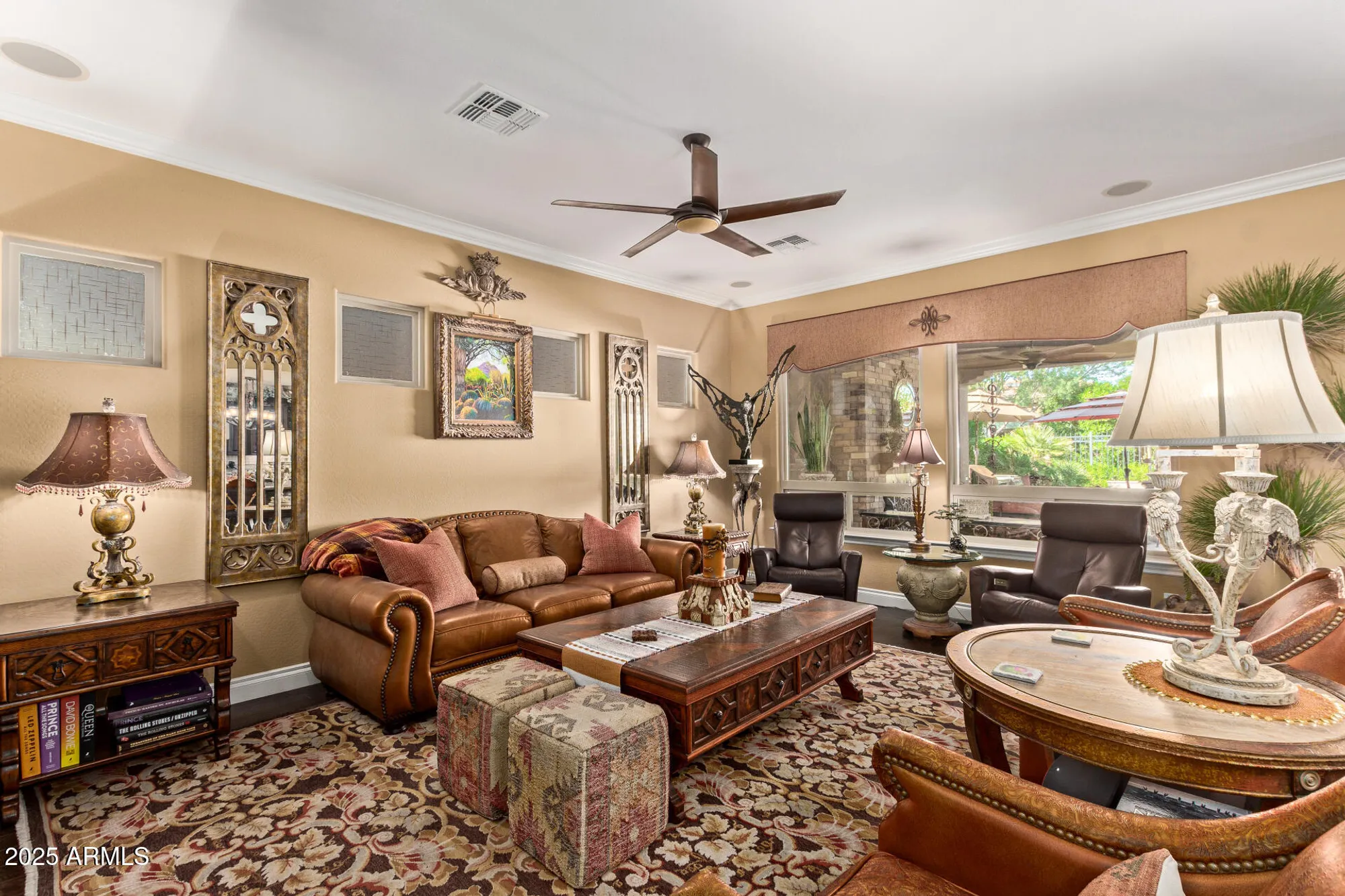 Property Slideshow image 11 of 40 | 1658 e azafran trl, Queen Creek, AZ, 85140