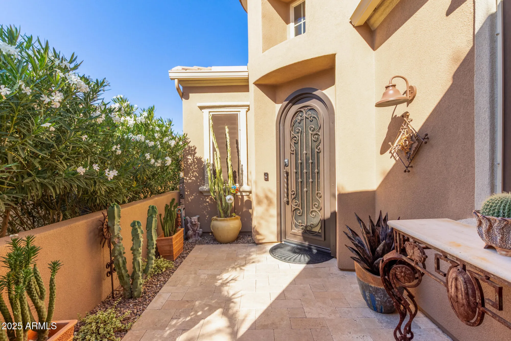 Property Slideshow image 5 of 40 | 1658 e azafran trl, Queen Creek, AZ, 85140