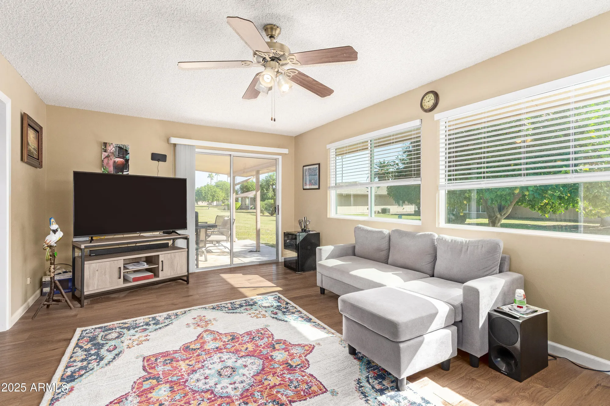 Property Slideshow image 3 of 28 | 9437 w long hills dr, Sun City, AZ, 85351