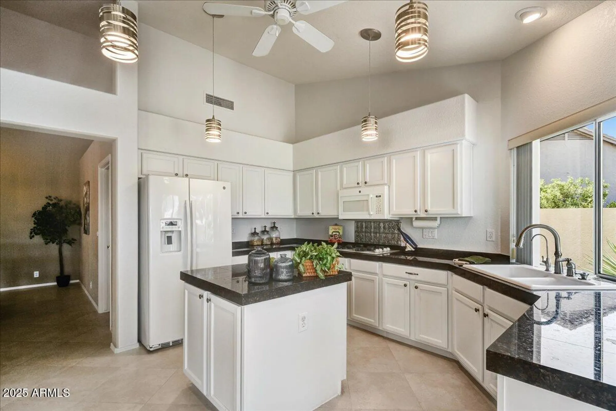 Property Slideshow image 6 of 25 | 20140 n 87th dr, Peoria, AZ, 85382