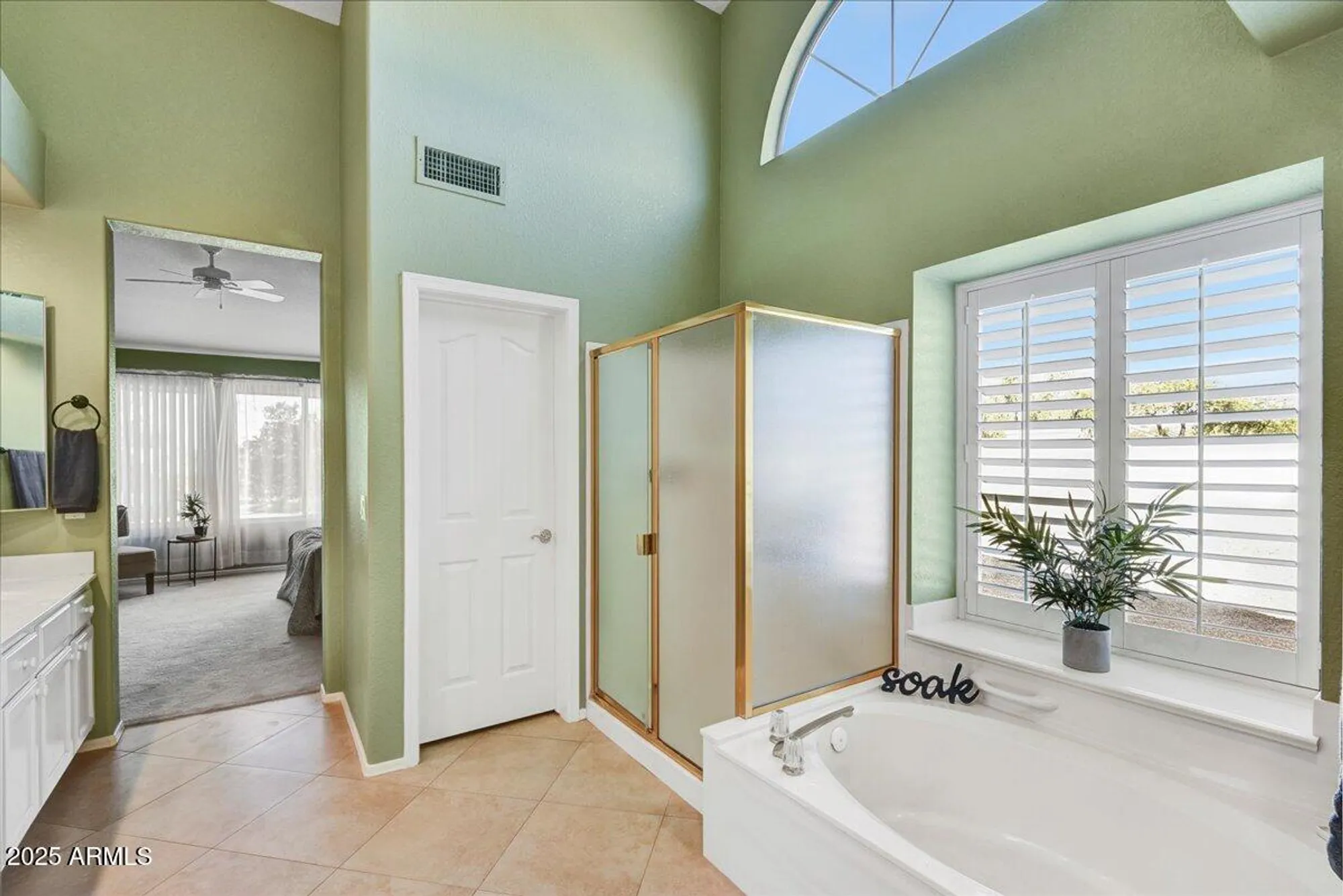 Property Slideshow image 10 of 25 | 20140 n 87th dr, Peoria, AZ, 85382