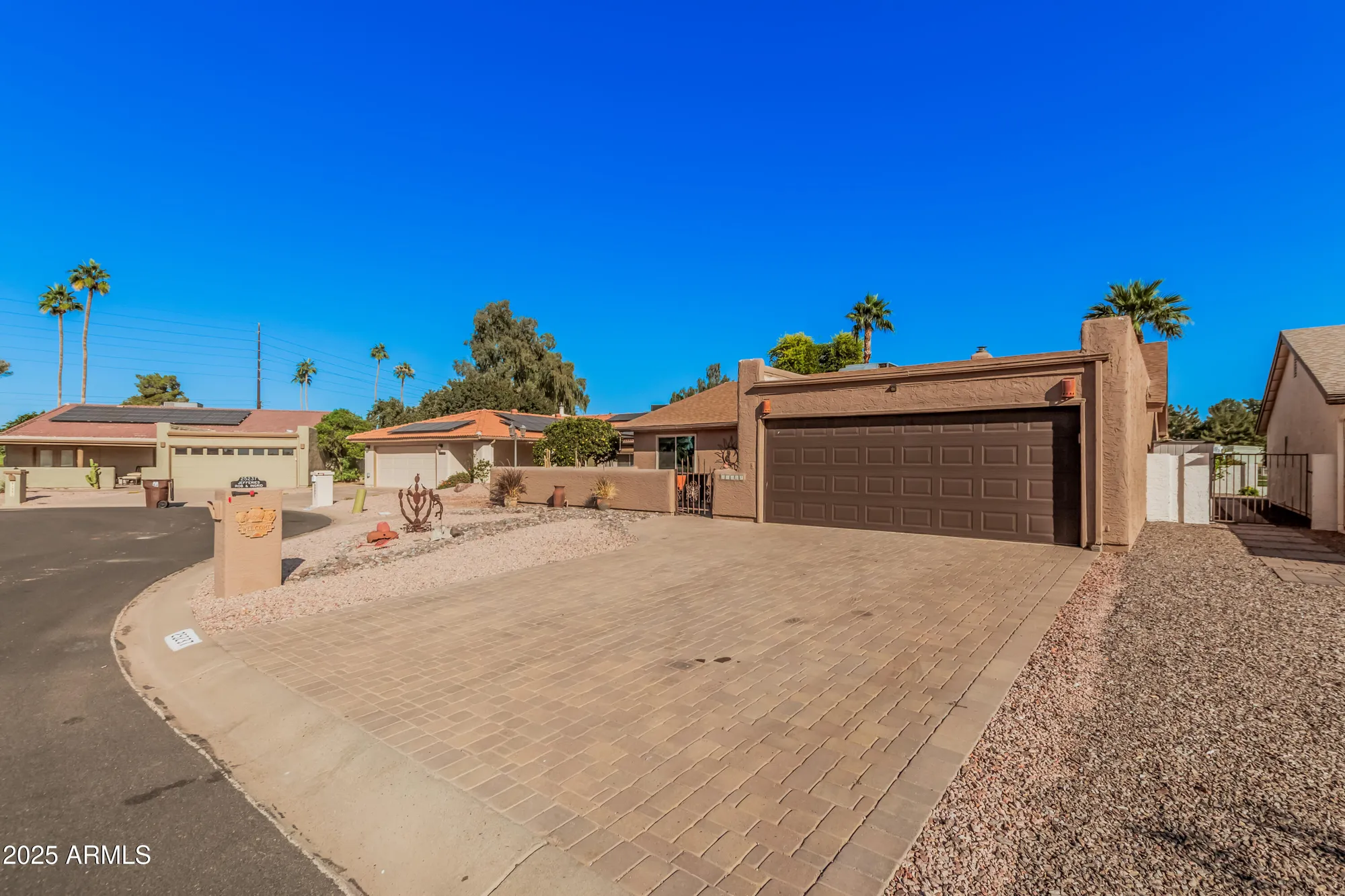 Property Slideshow image 5 of 90 | 25237 s lakeway dr, Sun Lakes, AZ, 85248