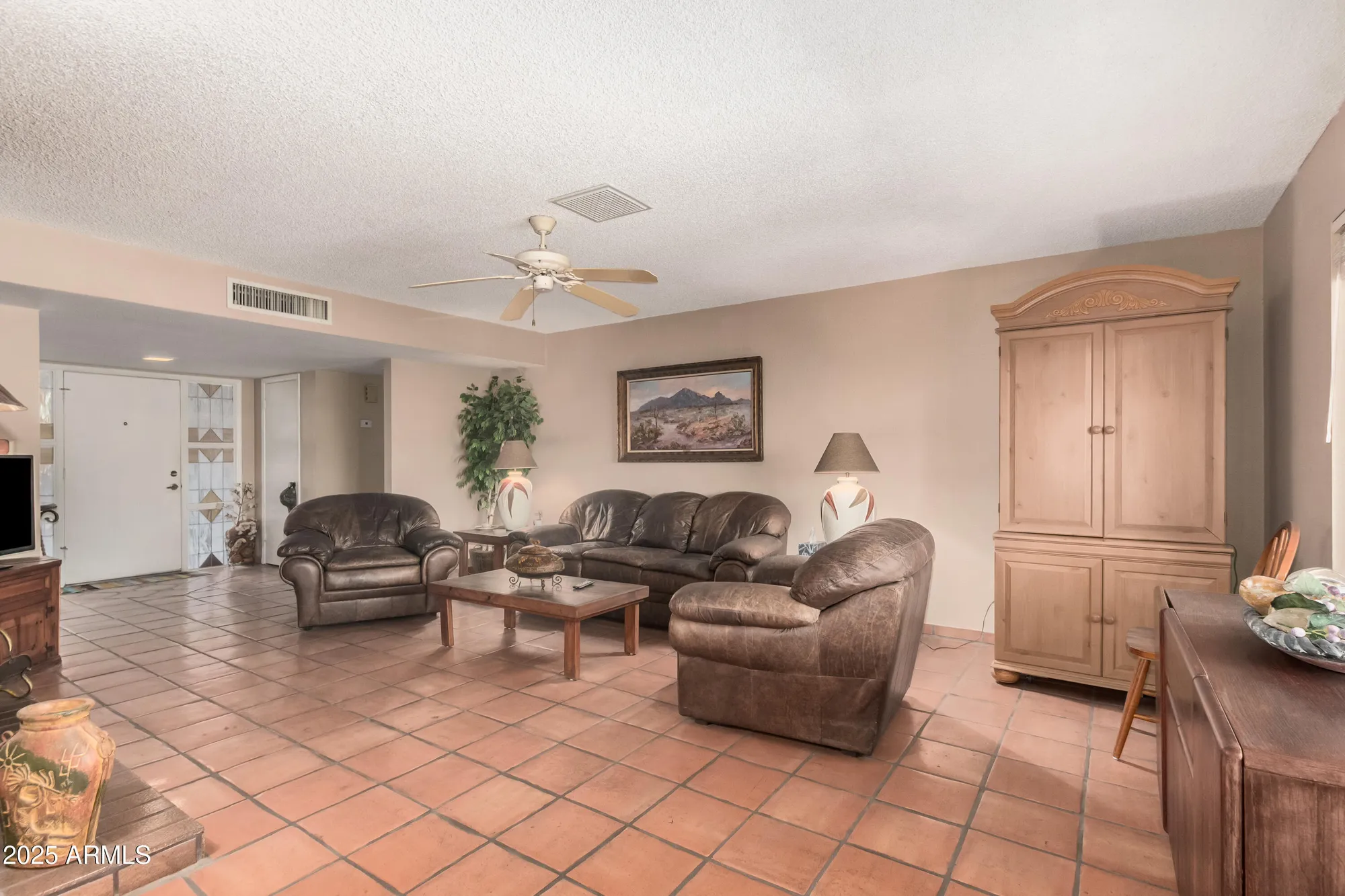 Property Slideshow image 11 of 90 | 25237 s lakeway dr, Sun Lakes, AZ, 85248