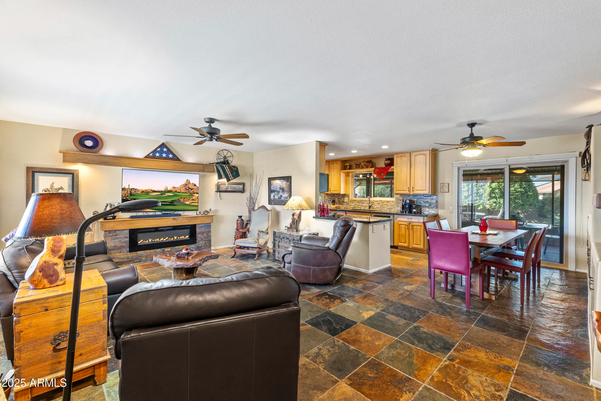 Property Slideshow image 11 of 37 | 21038 n 123rd dr, Sun City West, AZ, 85375