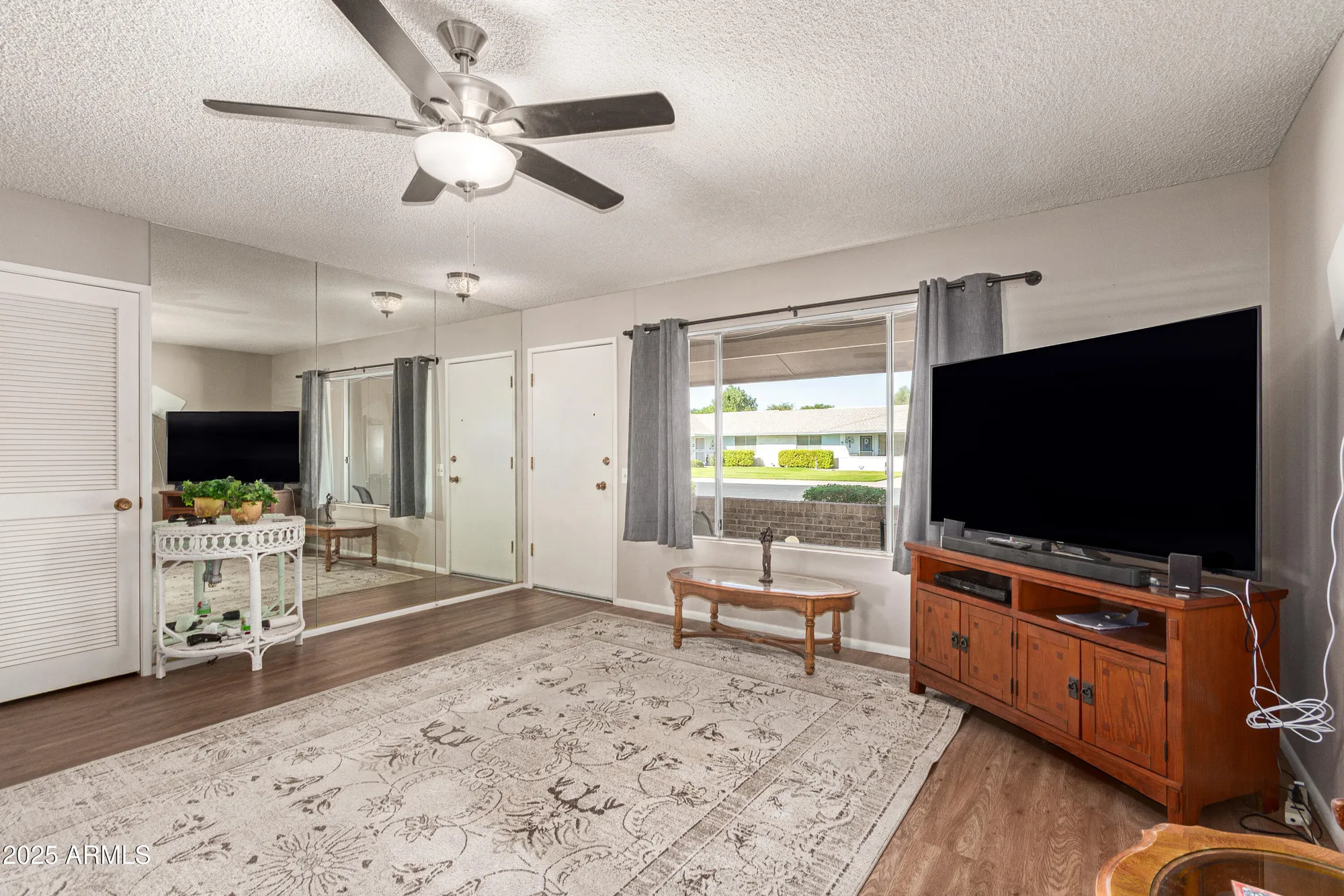 Property Slideshow image 6 of 28 | 9437 w long hills dr, Sun City, AZ, 85351