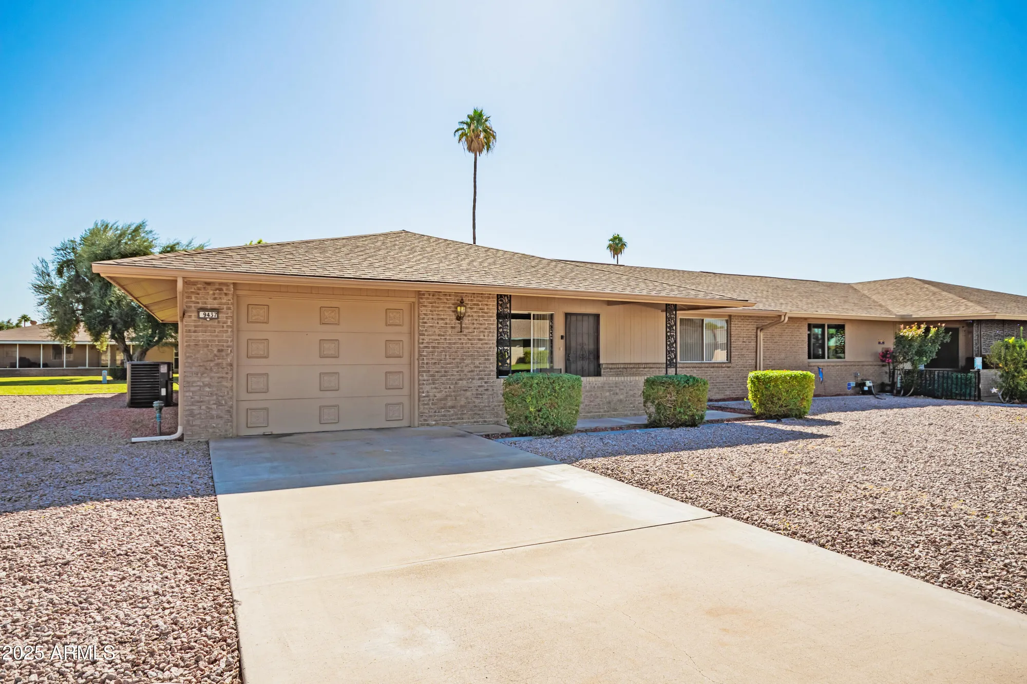 Property Slideshow image 1 of 28 | 9437 w long hills dr, Sun City, AZ, 85351