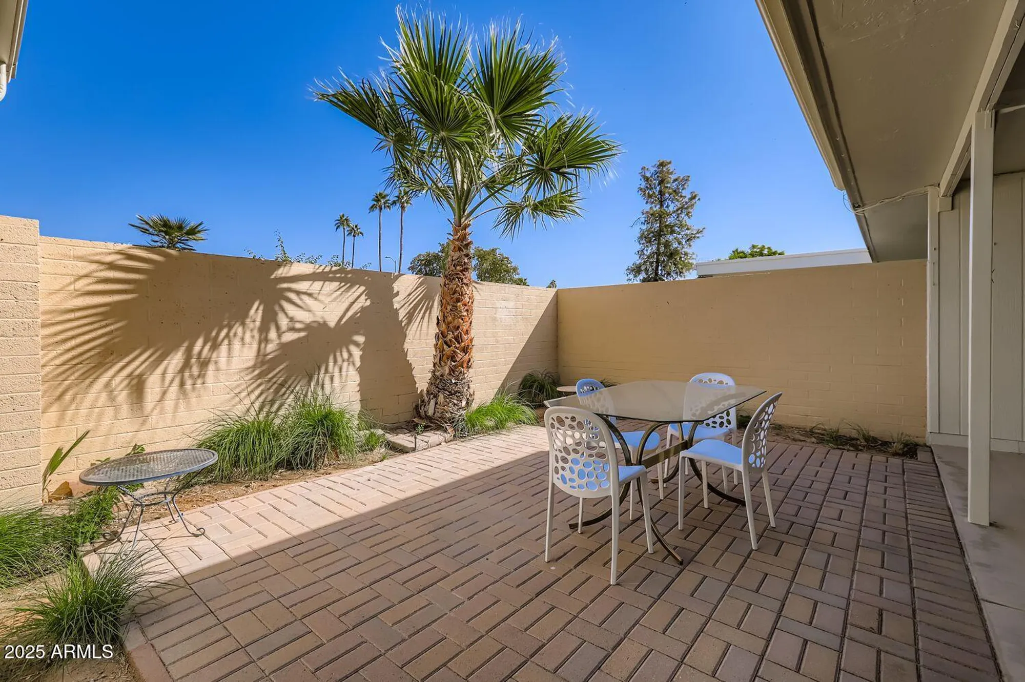 Property Slideshow image 4 of 26 | 10454 w palmeras dr, Sun City, AZ, 85373