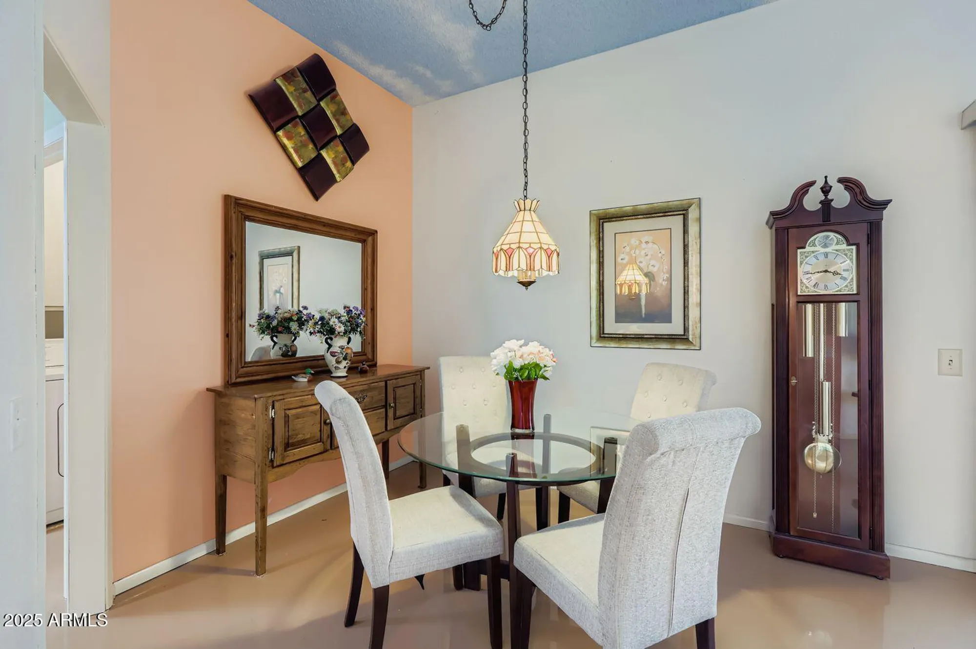Property Slideshow image 12 of 26 | 10454 w palmeras dr, Sun City, AZ, 85373