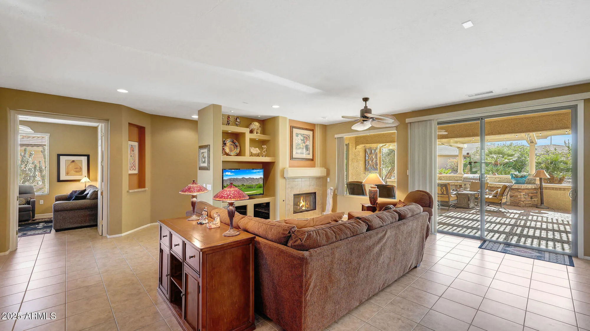 Property Slideshow image 5 of 48 | 16337 w salado creek dr, Surprise, AZ, 85387