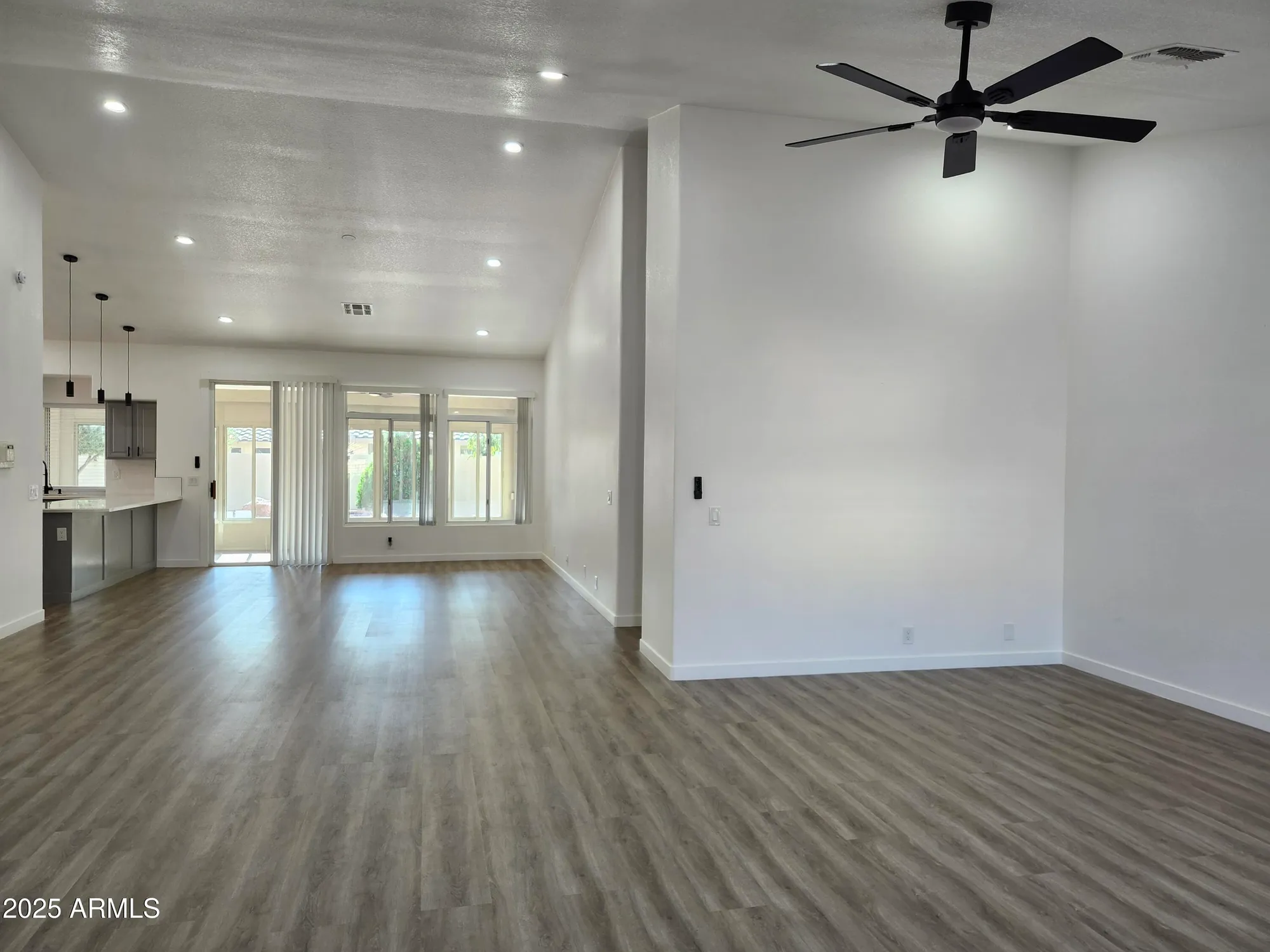Property Slideshow image 2 of 37 | 8449 w rockwood dr, Peoria, AZ, 85382