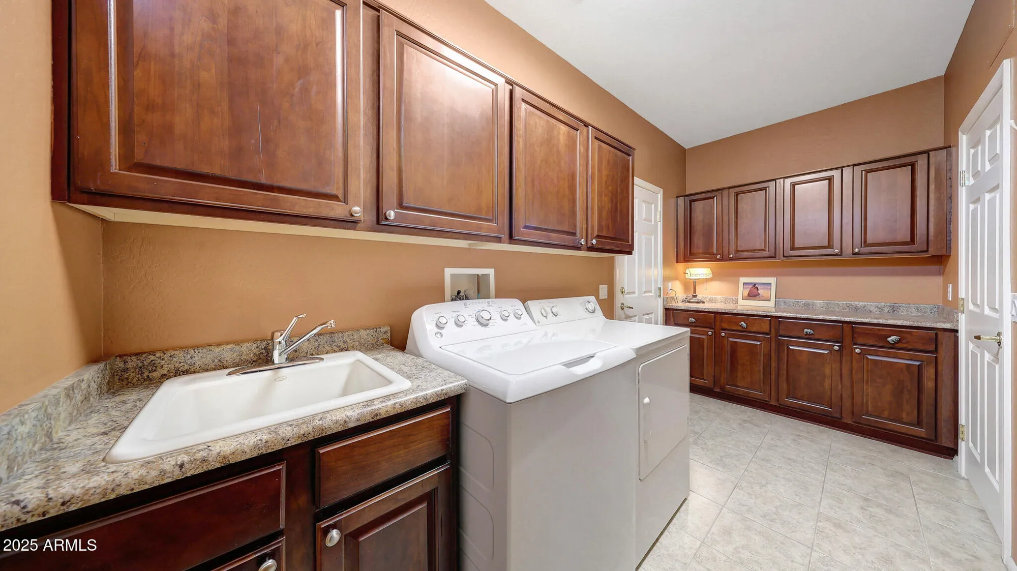 Property Slideshow image 35 of 48 | 16337 w salado creek dr, Surprise, AZ, 85387