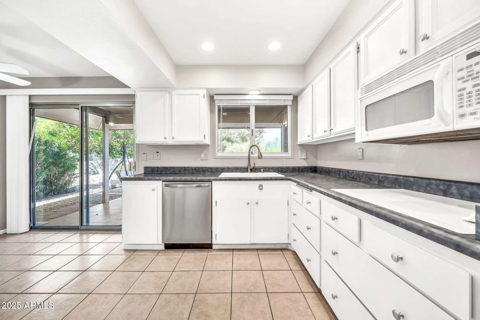 Property Slideshow image 21 of 68 | 13006 w desert glen dr, Sun City West, AZ, 85375