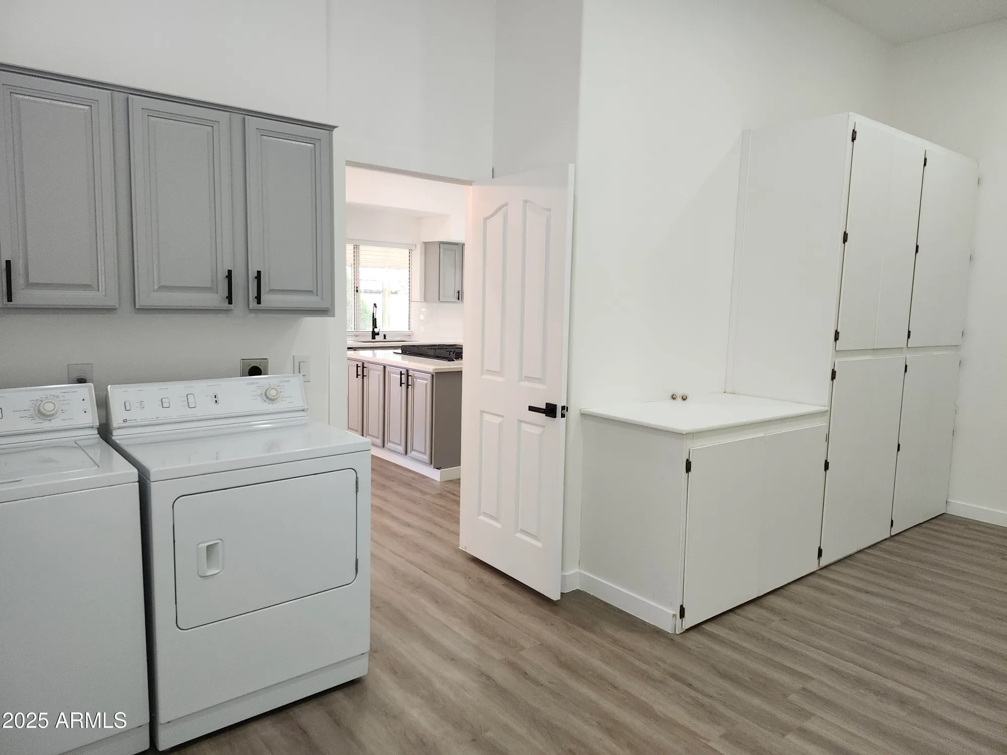 Property Slideshow image 10 of 37 | 8449 w rockwood dr, Peoria, AZ, 85382