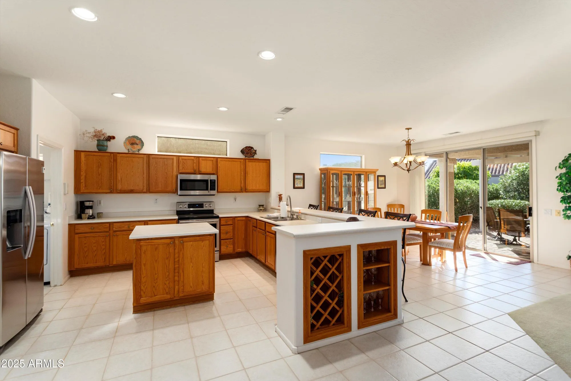 Property Slideshow image 5 of 25 | 15237 w pinehurst ln, Surprise, AZ, 85374