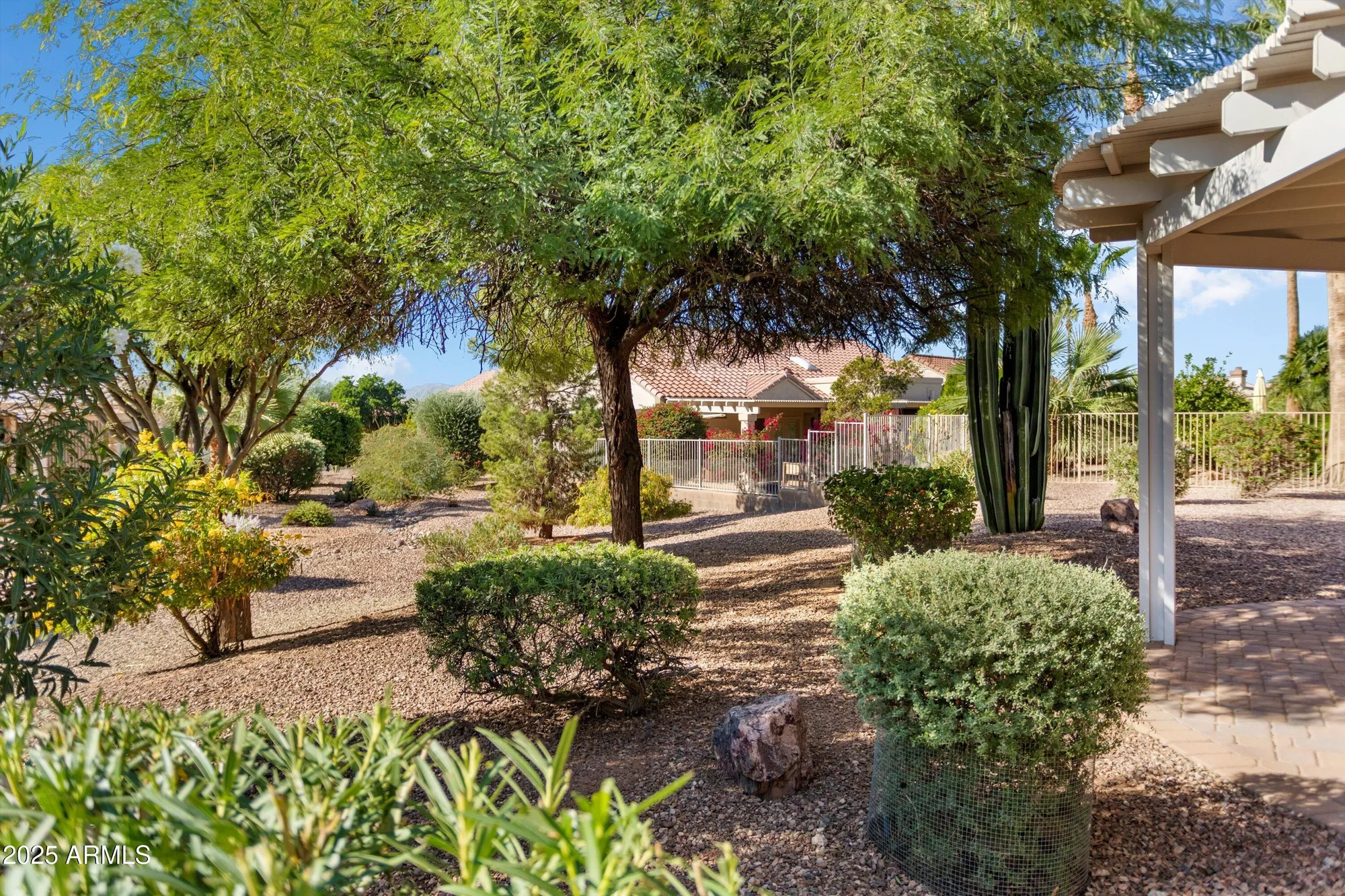 Property Slideshow image 21 of 25 | 15237 w pinehurst ln, Surprise, AZ, 85374