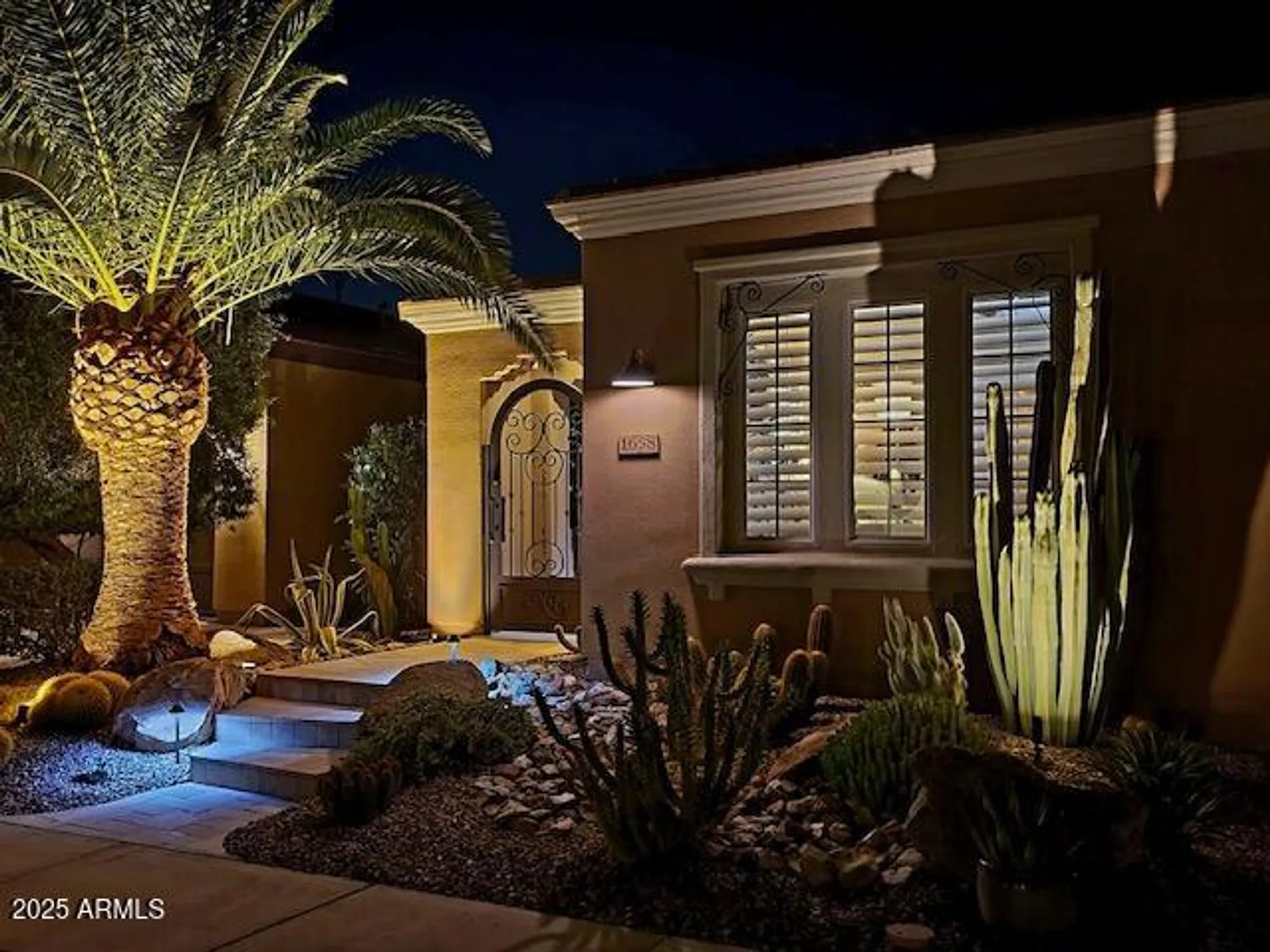 Property Slideshow image 4 of 40 | 1658 e azafran trl, Queen Creek, AZ, 85140