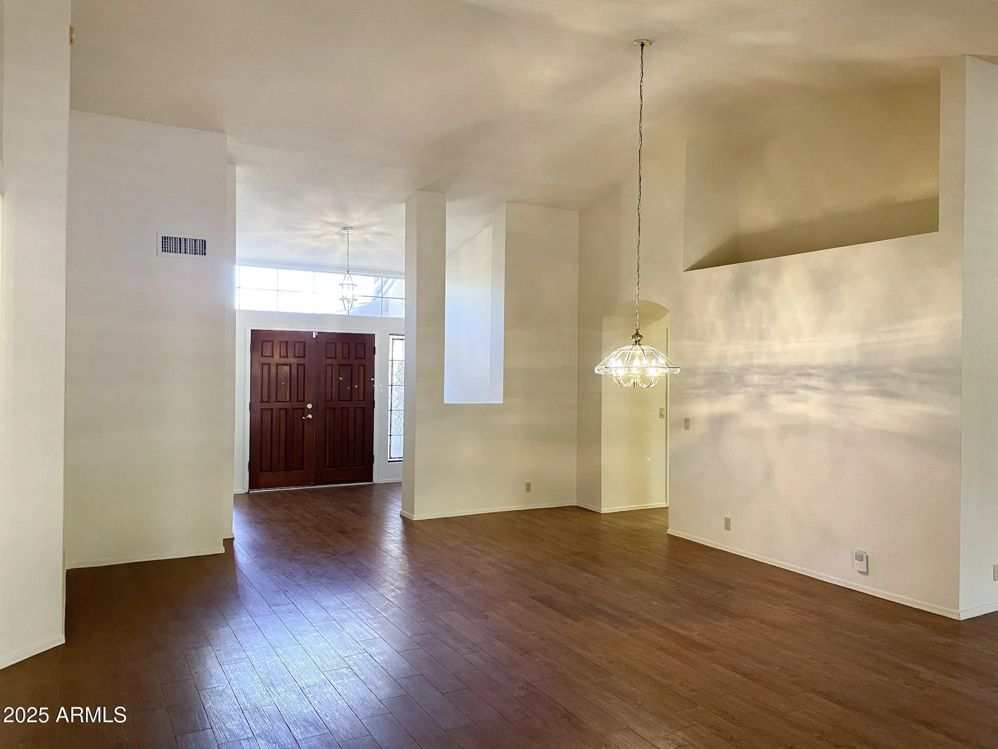 Property Slideshow image 4 of 21 | 9039 w utopia rd, Peoria, AZ, 85382