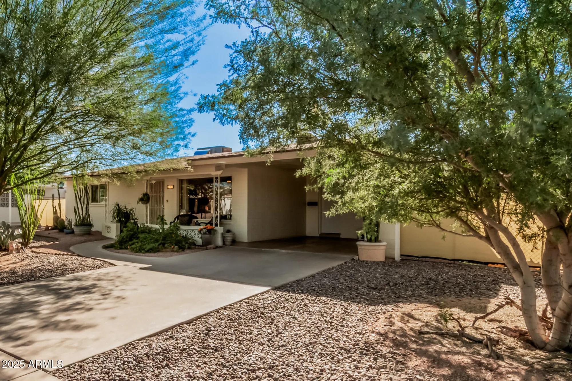 Property Slideshow image 4 of 32 | 6107 e duncan st, Mesa, AZ, 85205