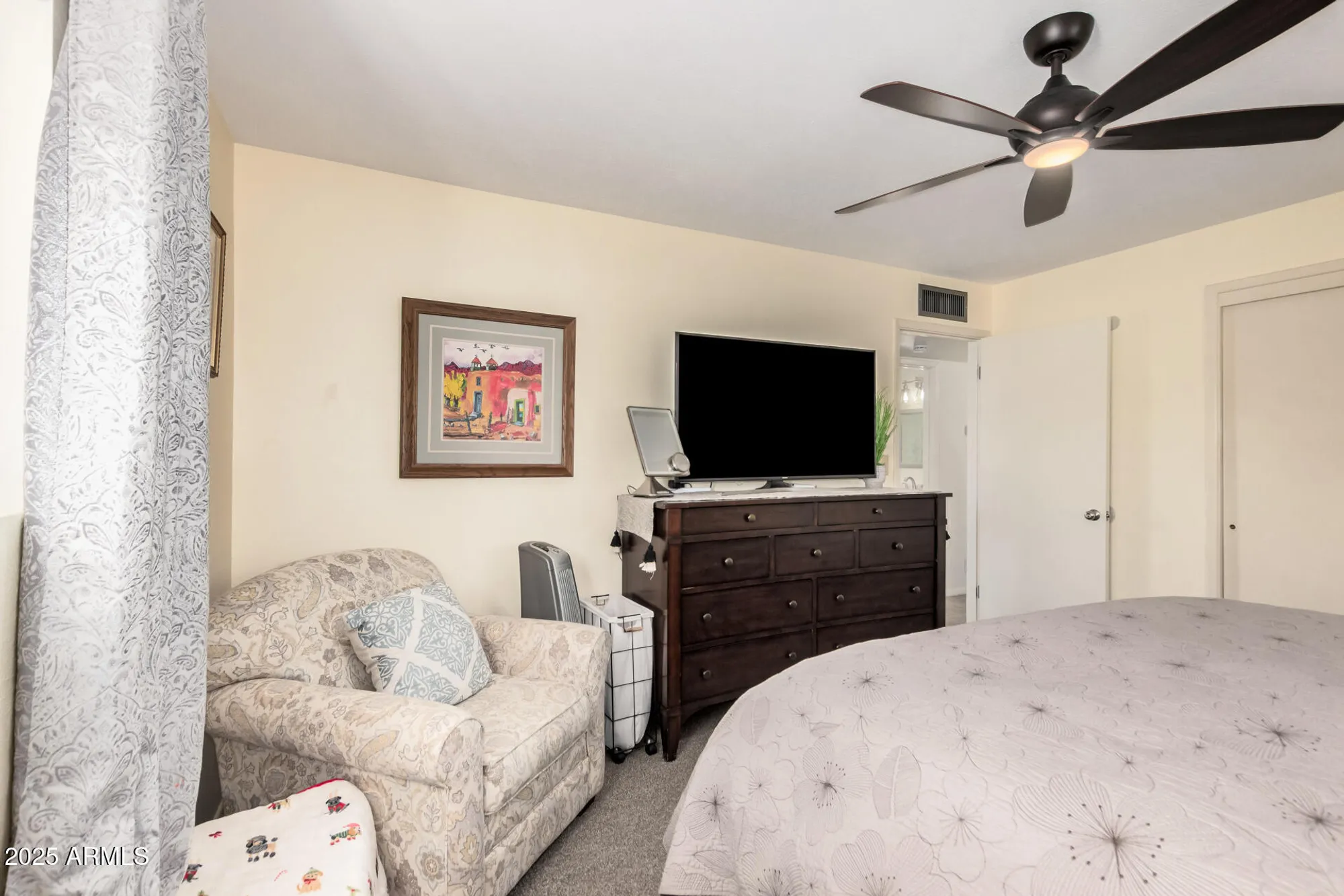 Property Slideshow image 19 of 32 | 6107 e duncan st, Mesa, AZ, 85205