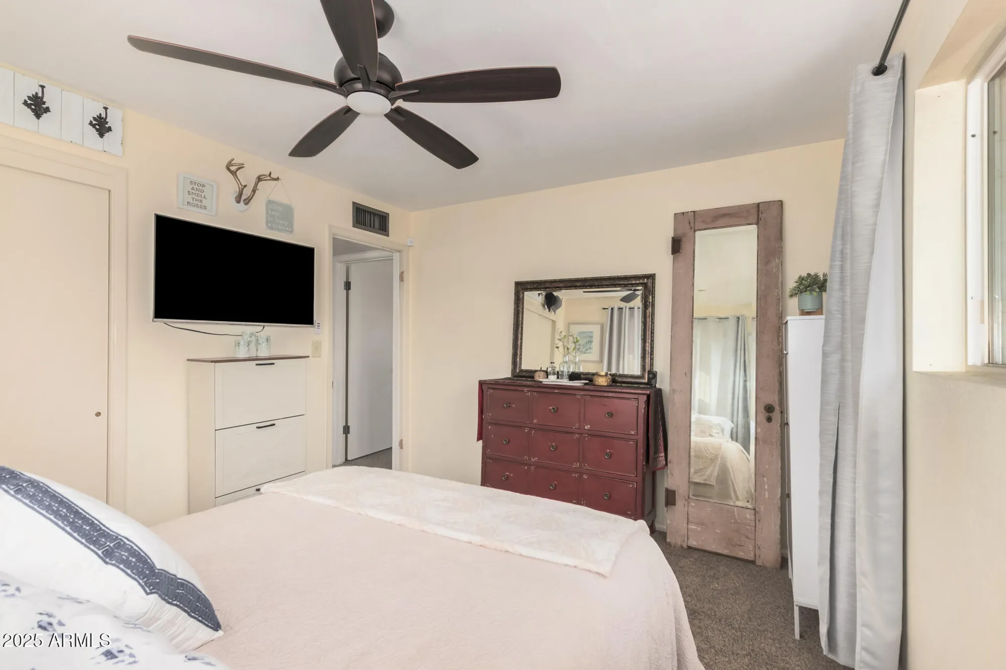 Property Slideshow image 21 of 32 | 6107 e duncan st, Mesa, AZ, 85205