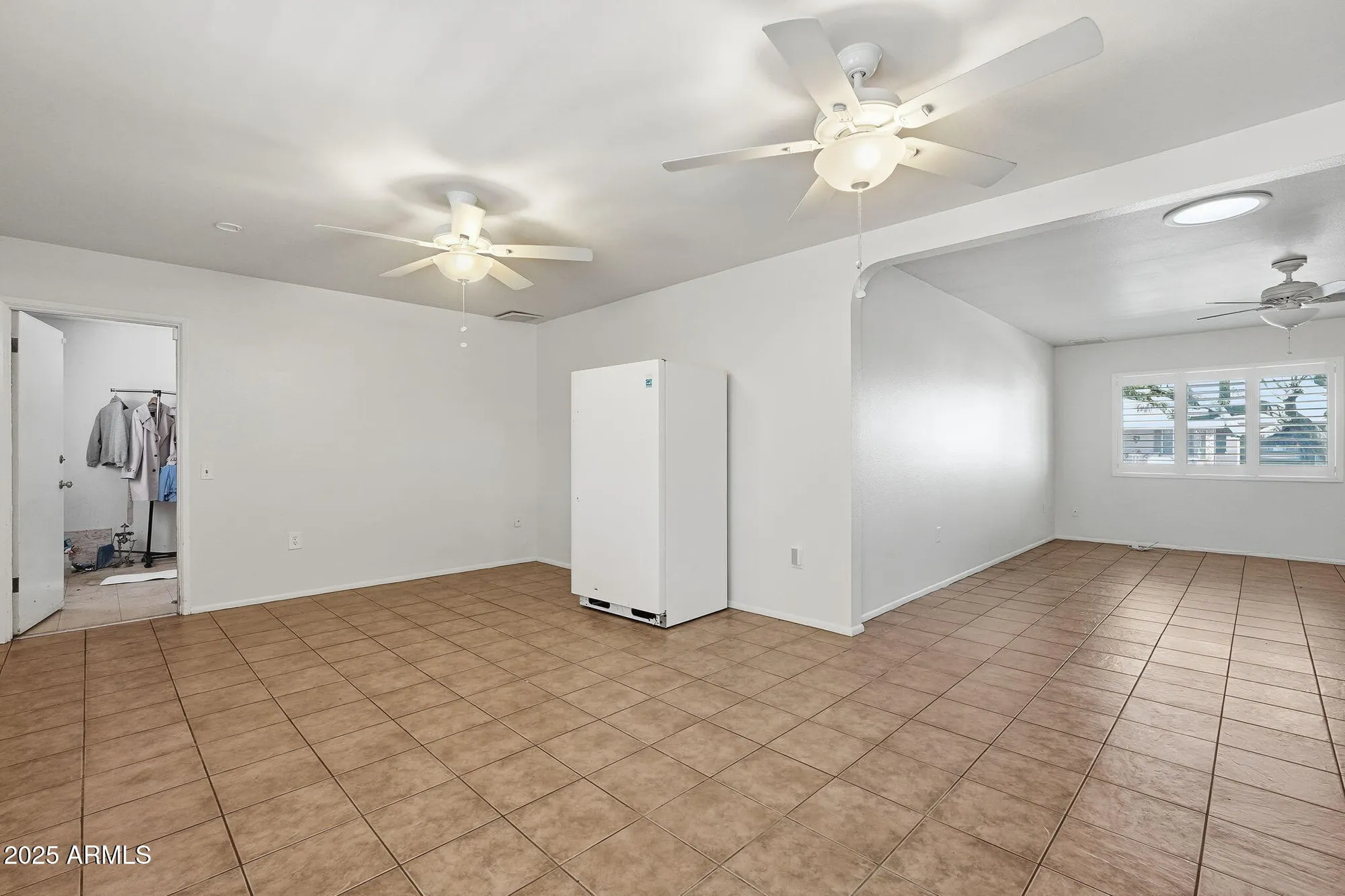 Property Slideshow image 12 of 32 | 9201 w long hills dr, Sun City, AZ, 85351