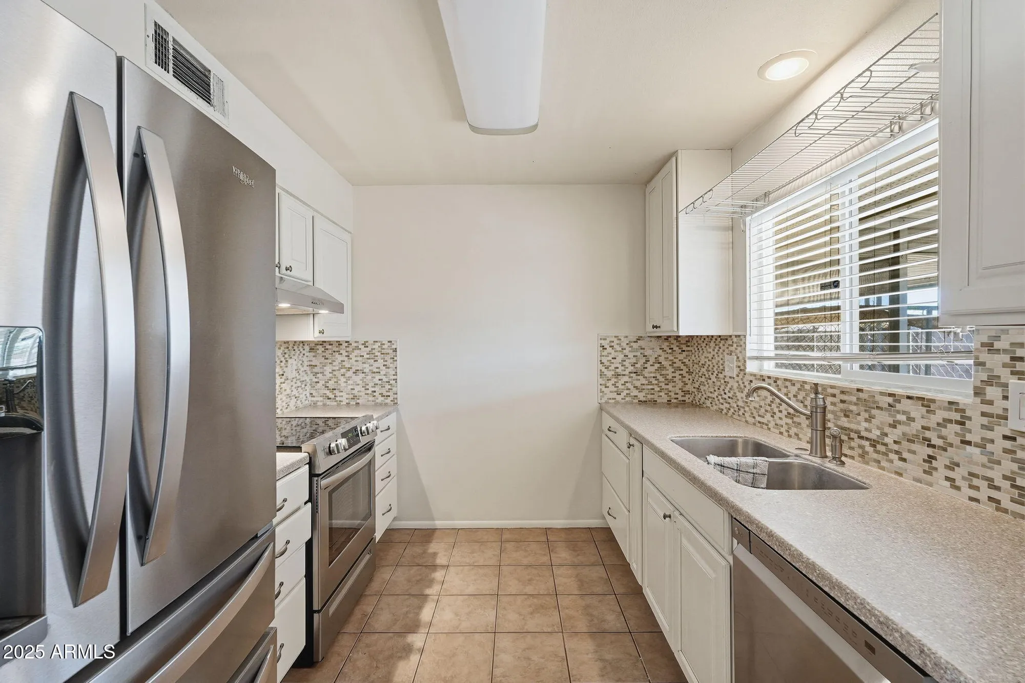 Property Slideshow image 4 of 32 | 9201 w long hills dr, Sun City, AZ, 85351