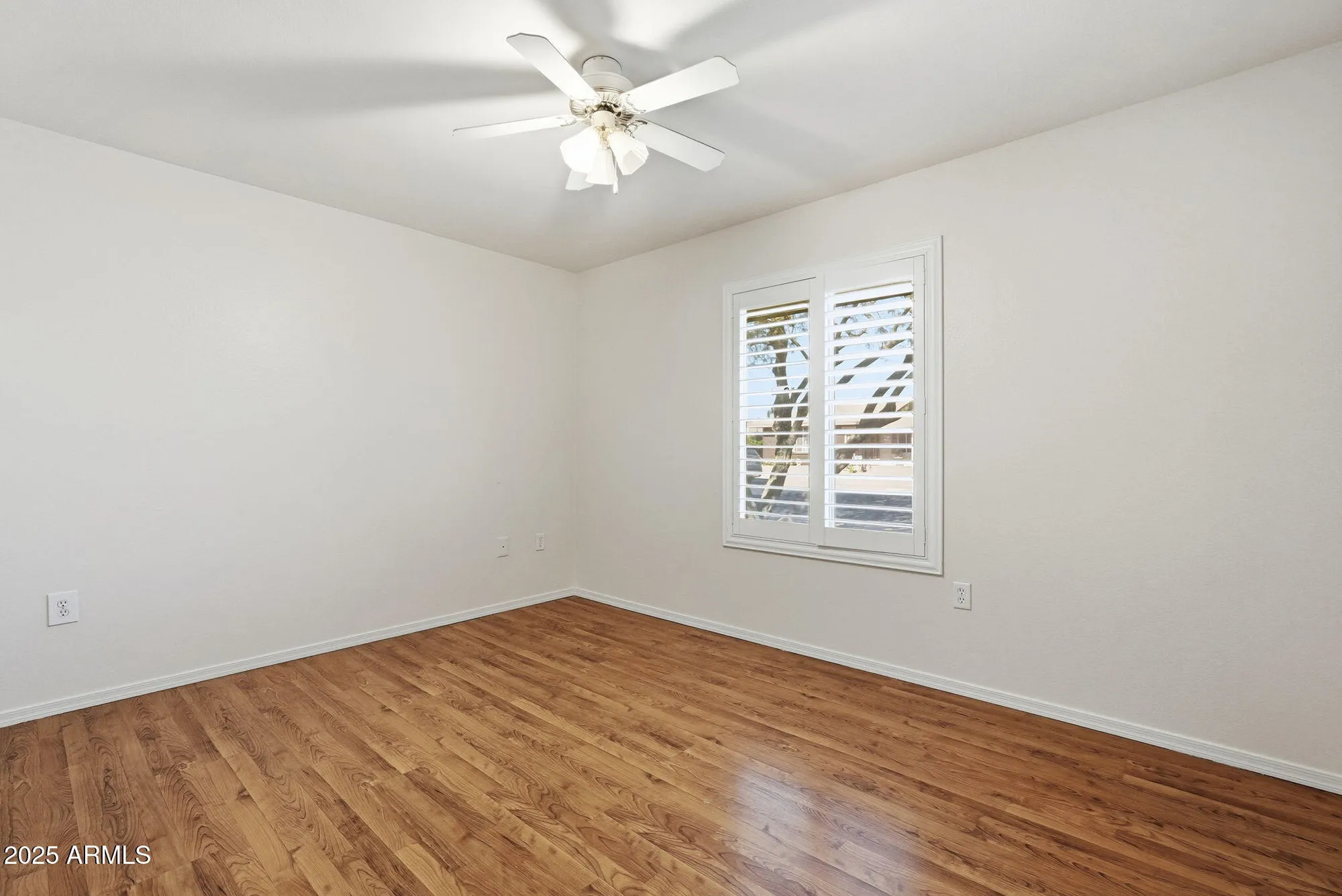 Property Slideshow image 16 of 32 | 9201 w long hills dr, Sun City, AZ, 85351