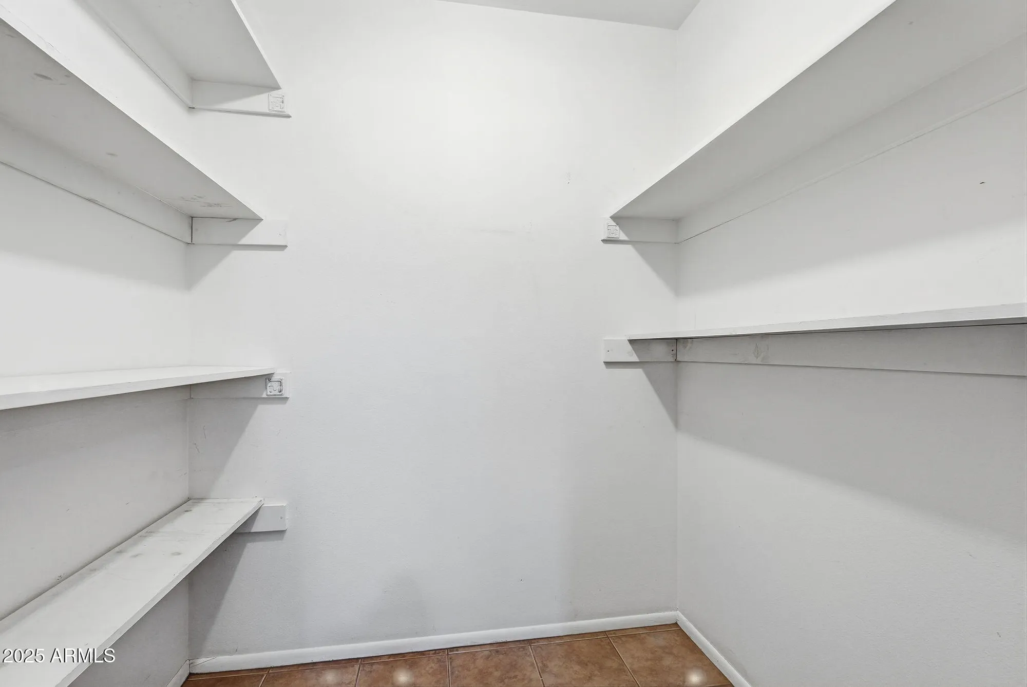 Property Slideshow image 9 of 32 | 9201 w long hills dr, Sun City, AZ, 85351