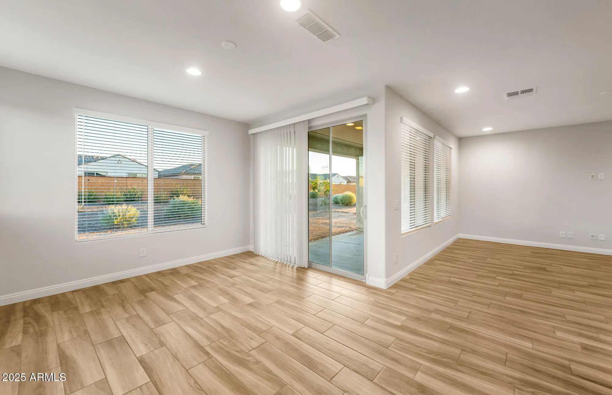 Property Slideshow image 15 of 24 | 27057 w melinda ln, Buckeye, AZ, 85396