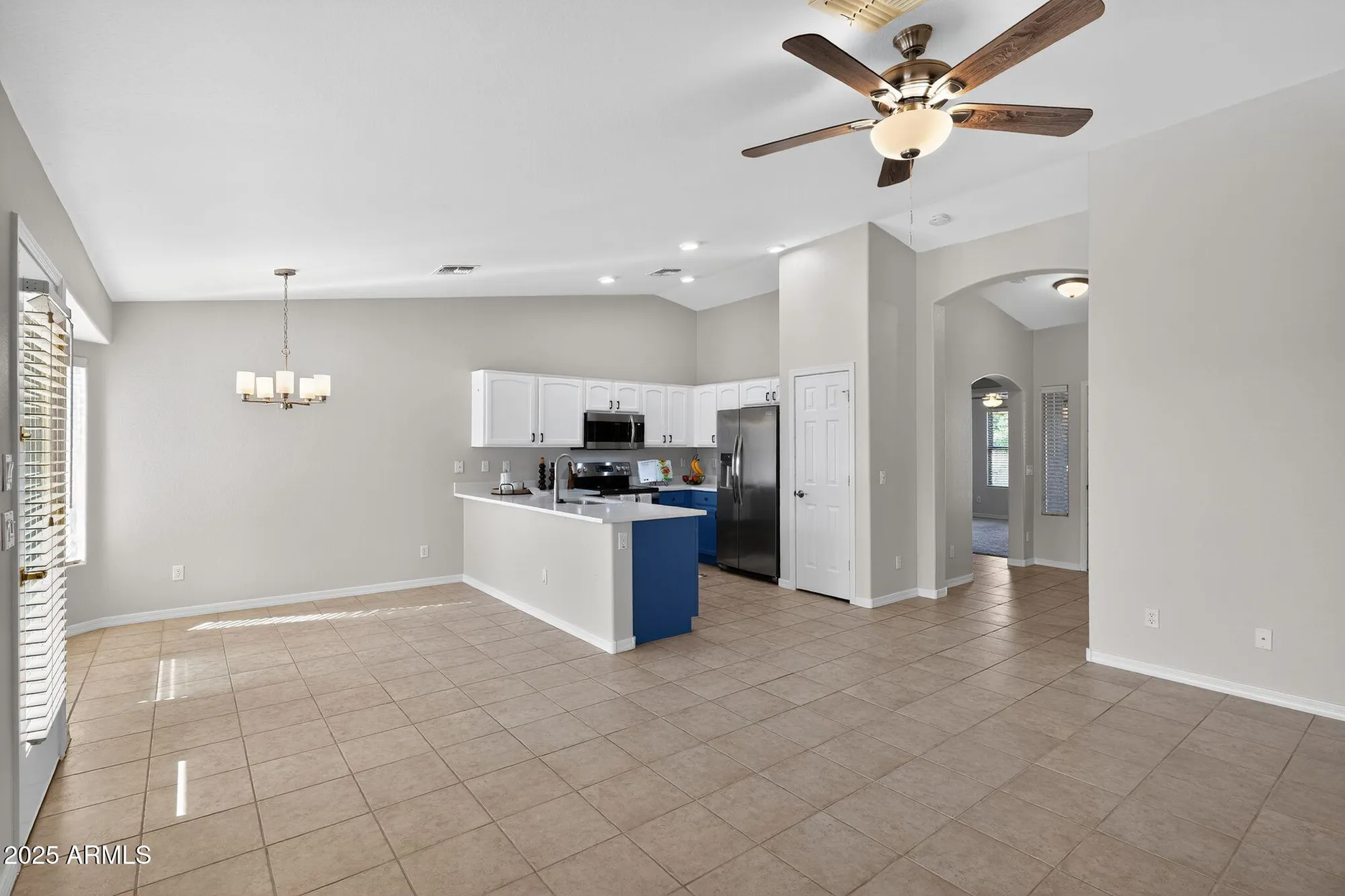Property Slideshow image 8 of 56 | 3739 e hazeltine way, Chandler, AZ, 85249