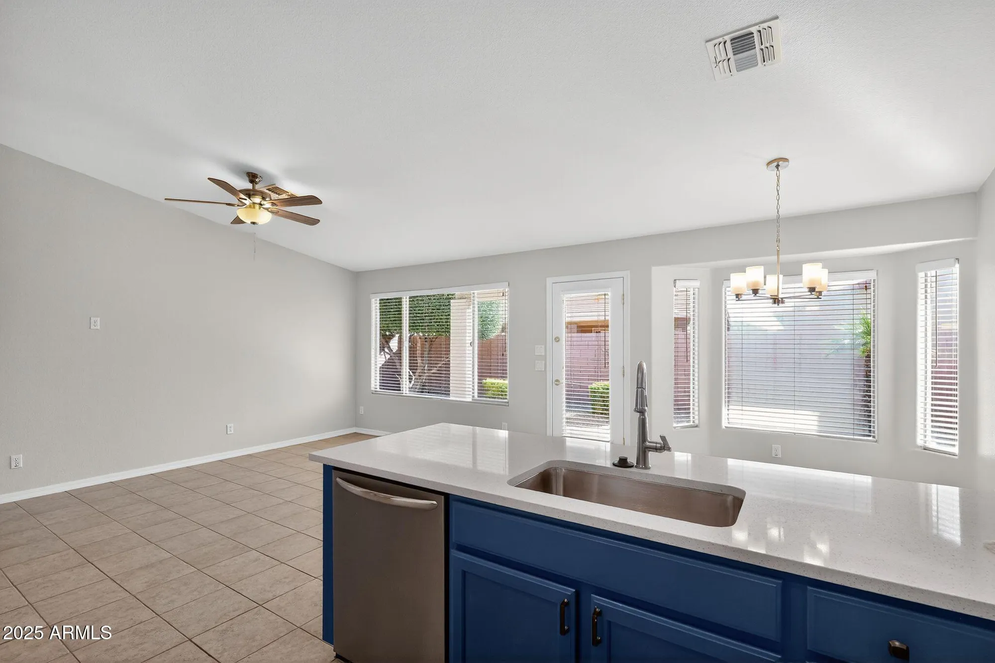 Property Slideshow image 14 of 56 | 3739 e hazeltine way, Chandler, AZ, 85249