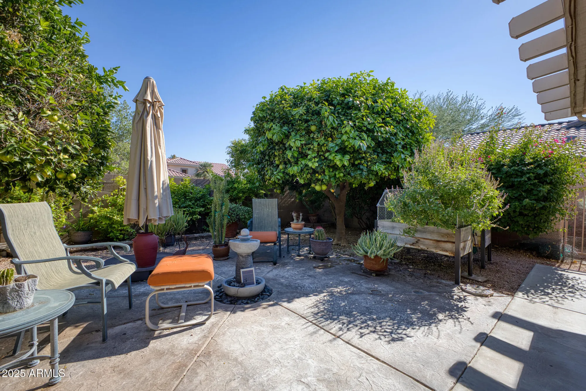 Property Slideshow image 23 of 26 | 15773 w grand point ln, Surprise, AZ, 85374