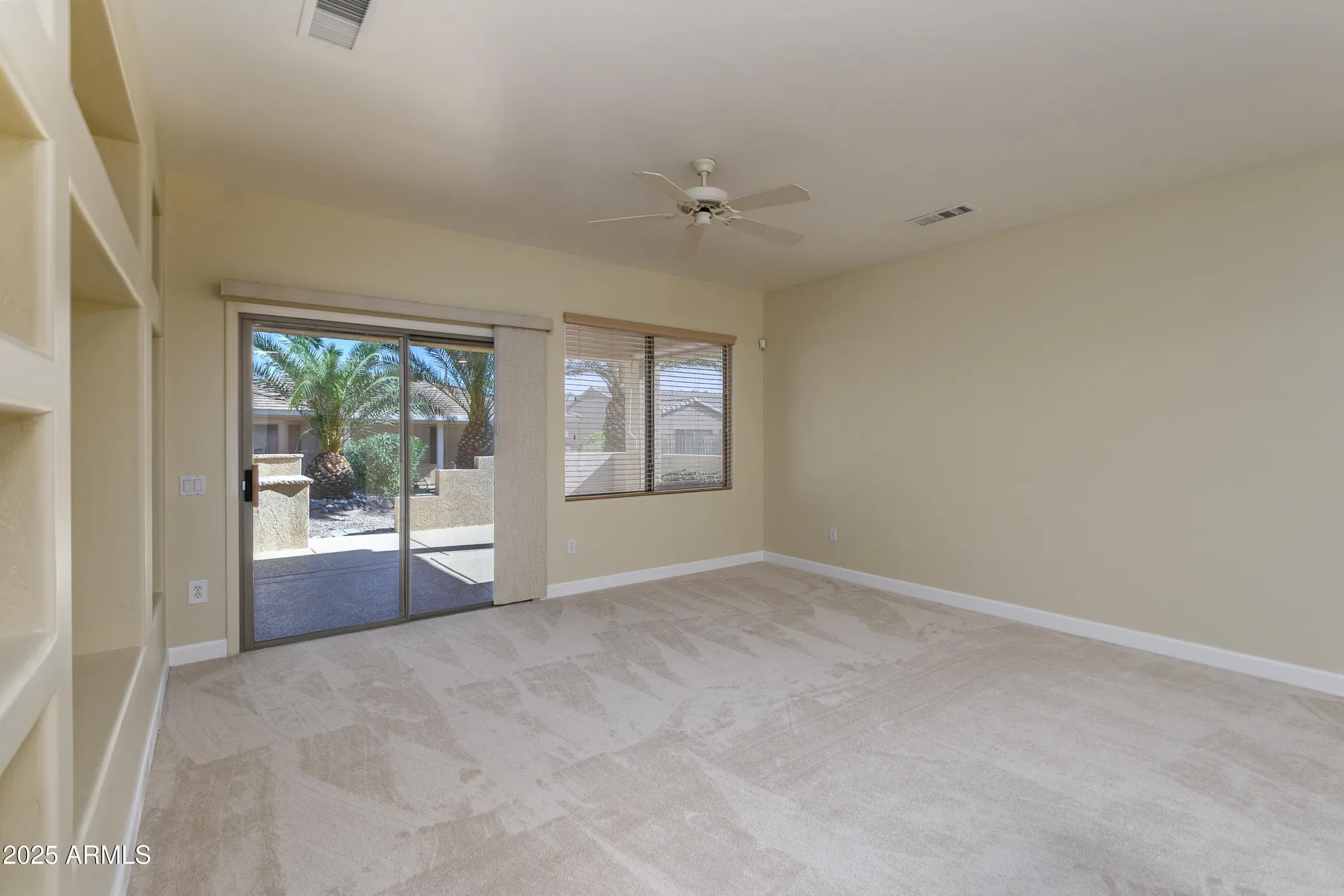 Property Slideshow image 7 of 27 | 16962 w marcos de niza dr, Surprise, AZ, 85387