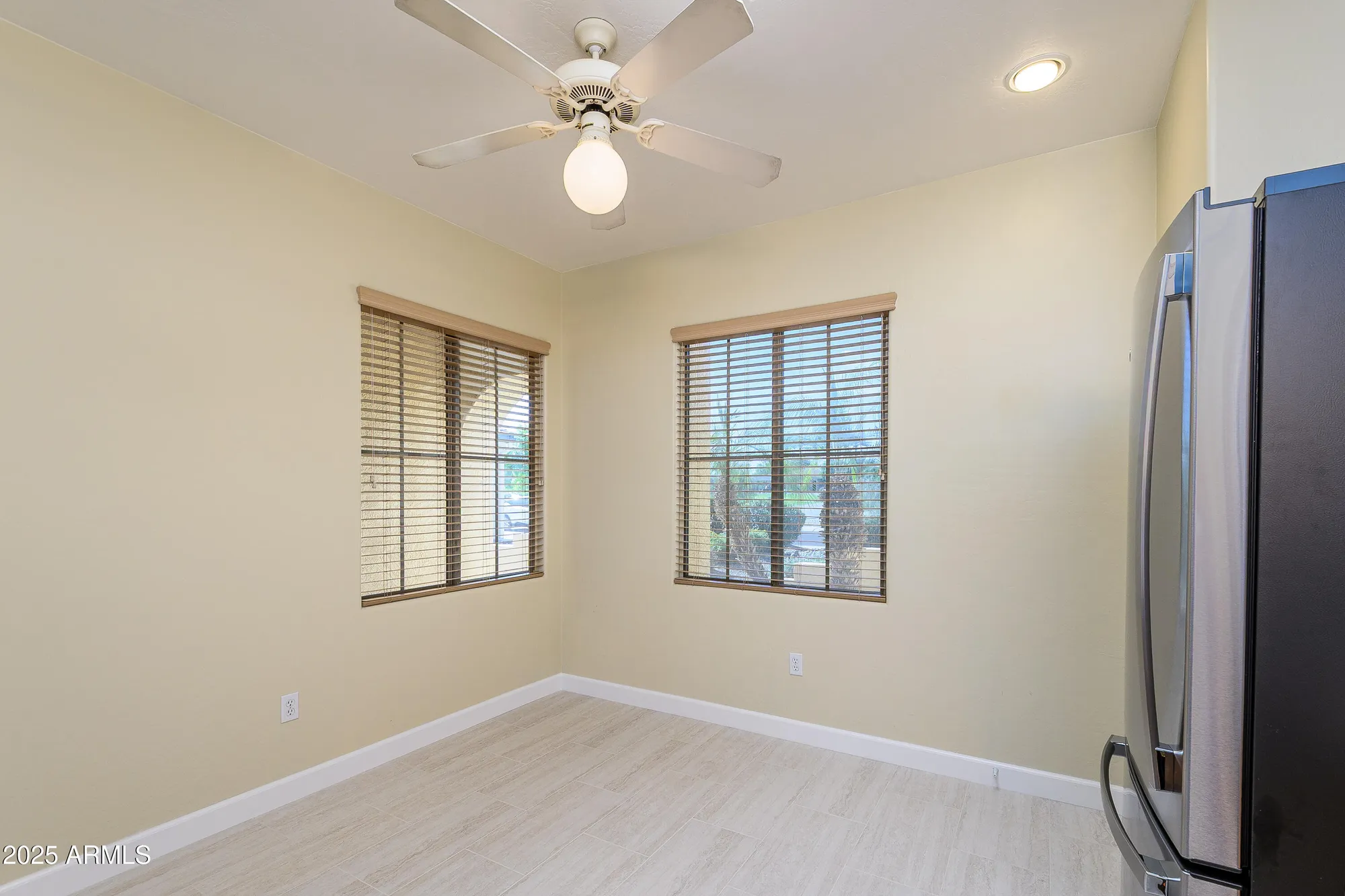 Property Slideshow image 11 of 27 | 16962 w marcos de niza dr, Surprise, AZ, 85387