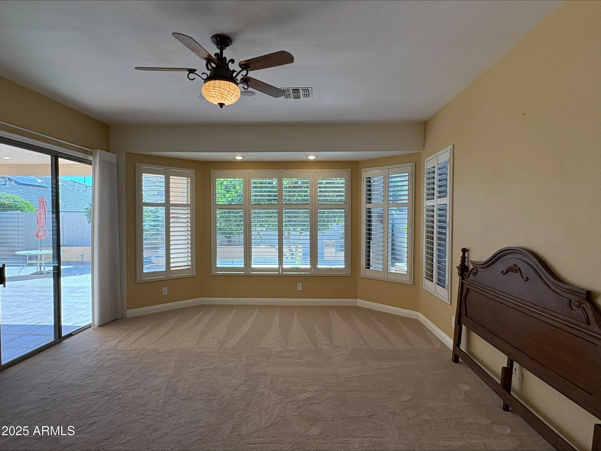 Property Slideshow image 15 of 24 | 17951 w sammy way, Surprise, AZ, 85374