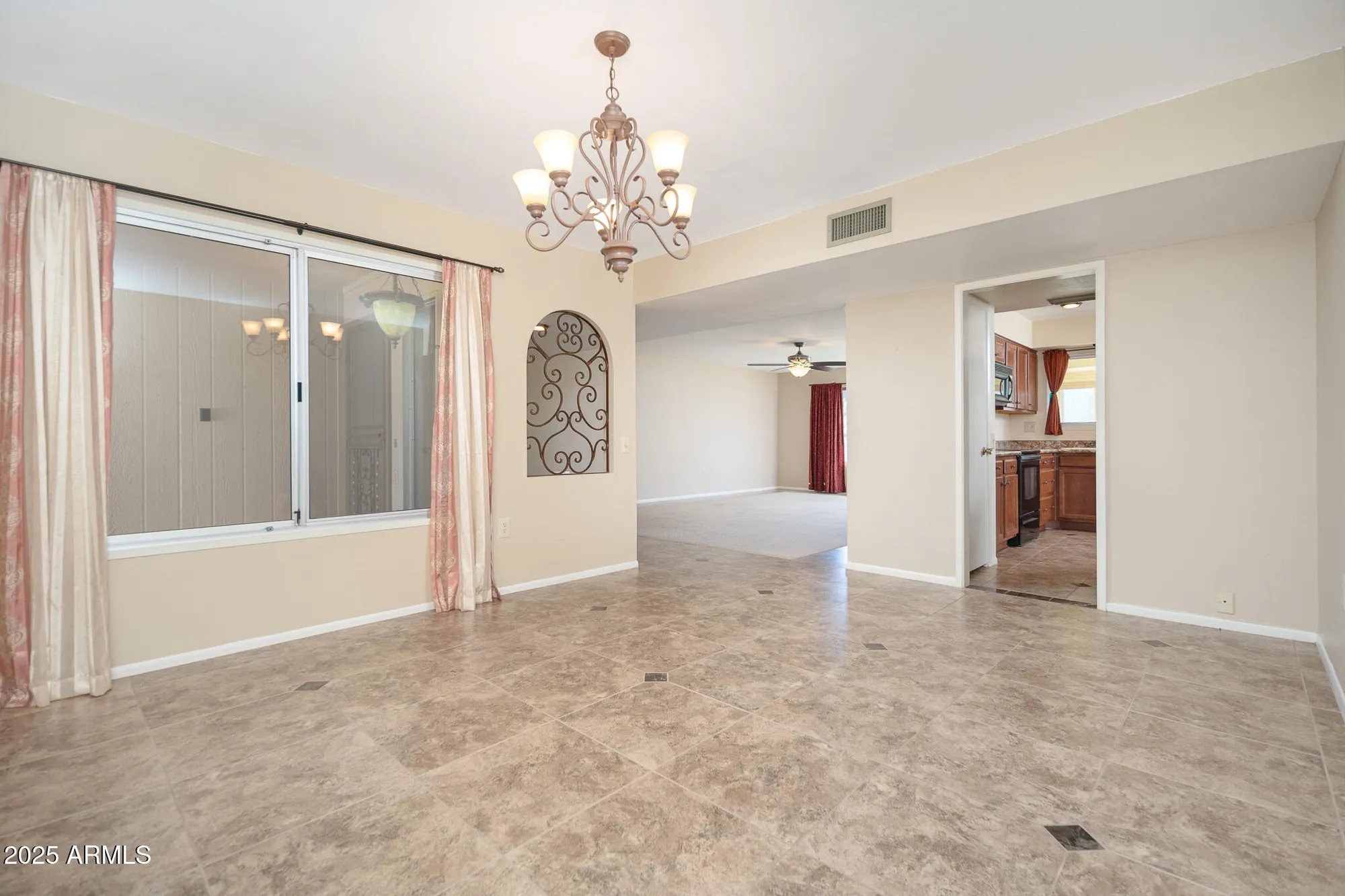 Property Slideshow image 10 of 49 | 12823 w copperstone dr, Sun City West, AZ, 85375