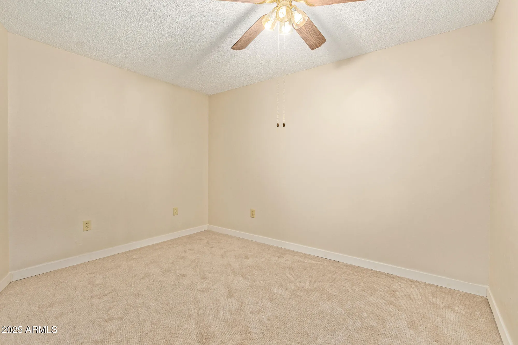 Property Slideshow image 17 of 24 | 10893 w santa fe dr, Sun City, AZ, 85351