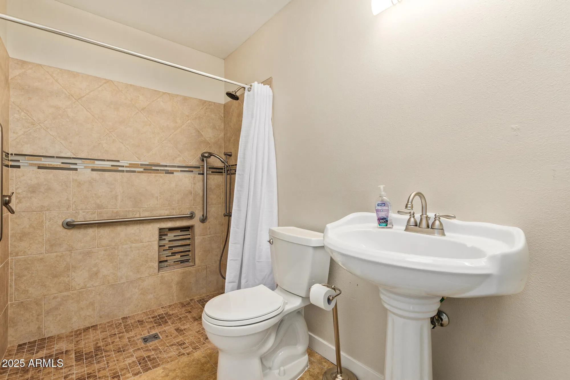Property Slideshow image 16 of 24 | 10893 w santa fe dr, Sun City, AZ, 85351