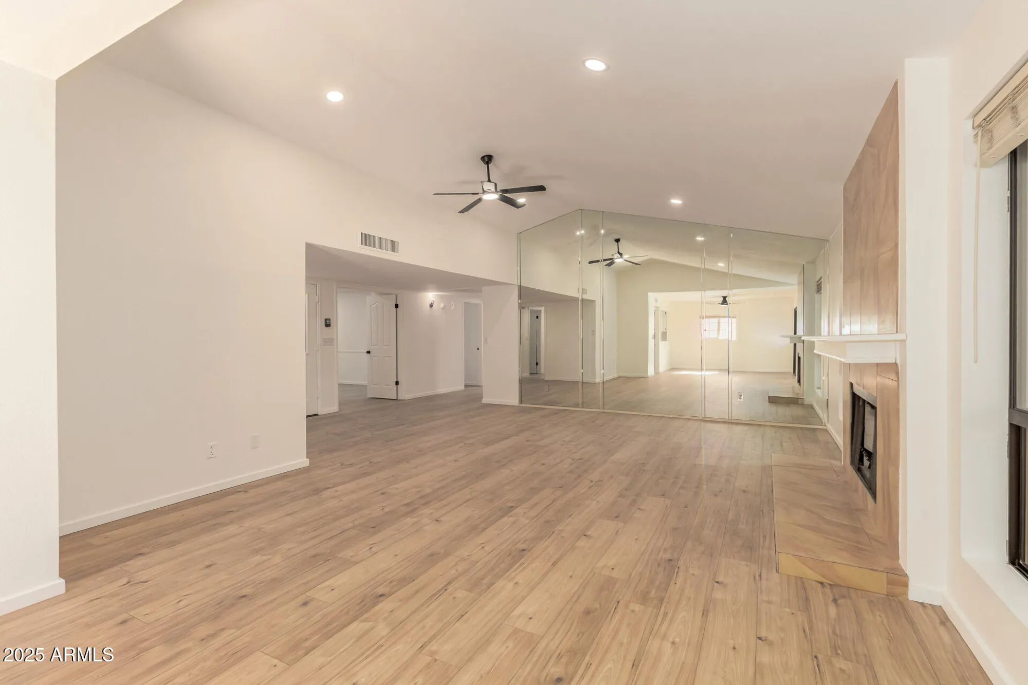 Property Slideshow image 9 of 33 | 26601 s saddletree dr, Sun Lakes, AZ, 85248