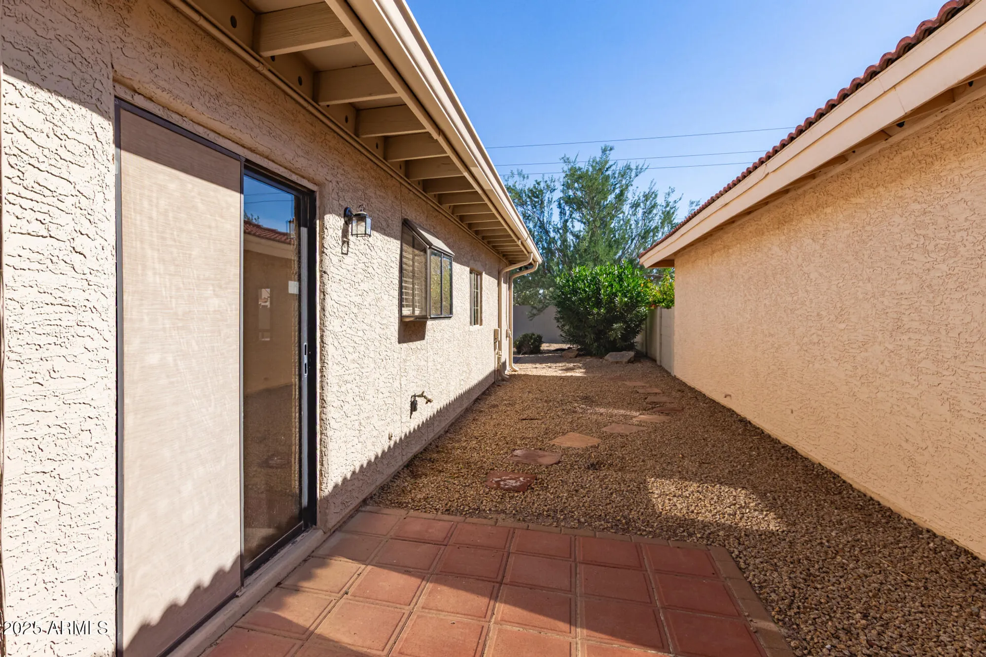Property Slideshow image 30 of 33 | 26601 s saddletree dr, Sun Lakes, AZ, 85248