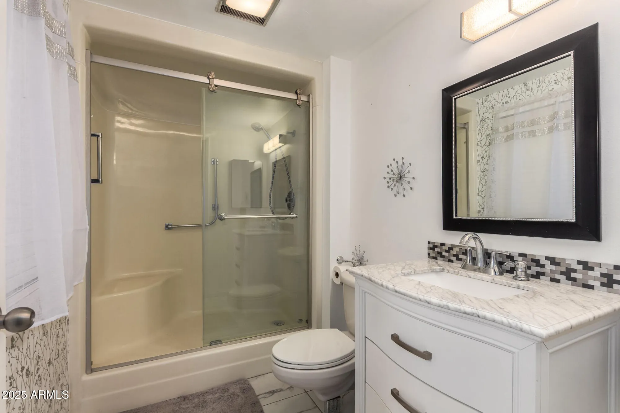 Property Slideshow image 19 of 32 | 17611 n 102nd dr, Sun City, AZ, 85373